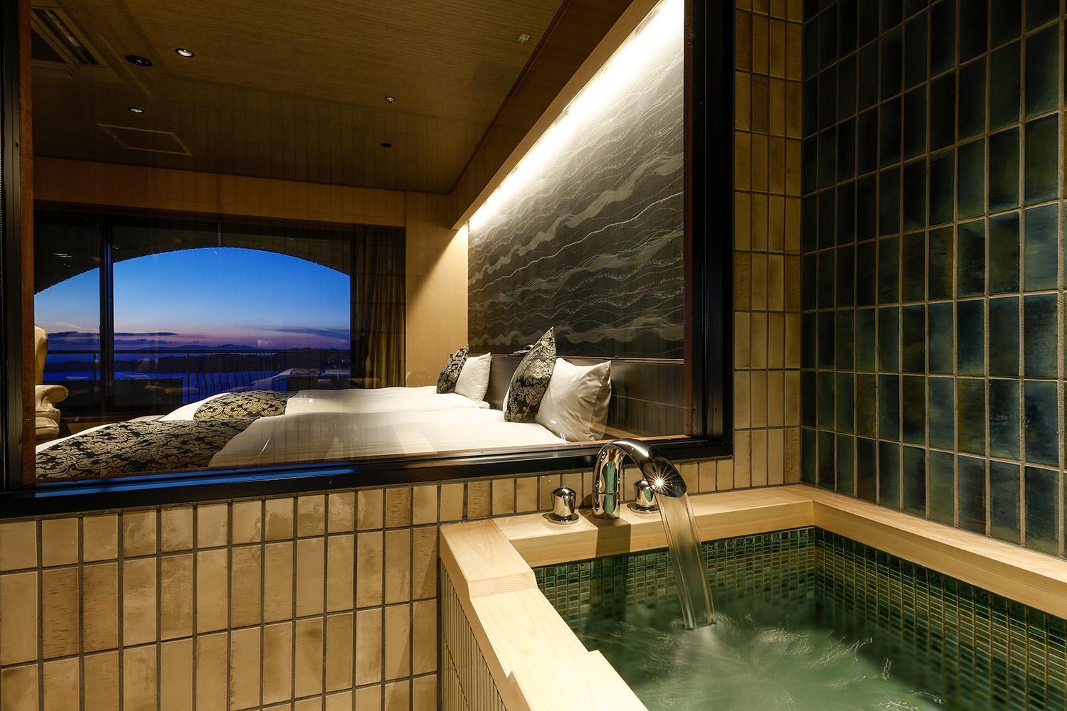 Suite (No.716) - No Smoking (7th Floor)