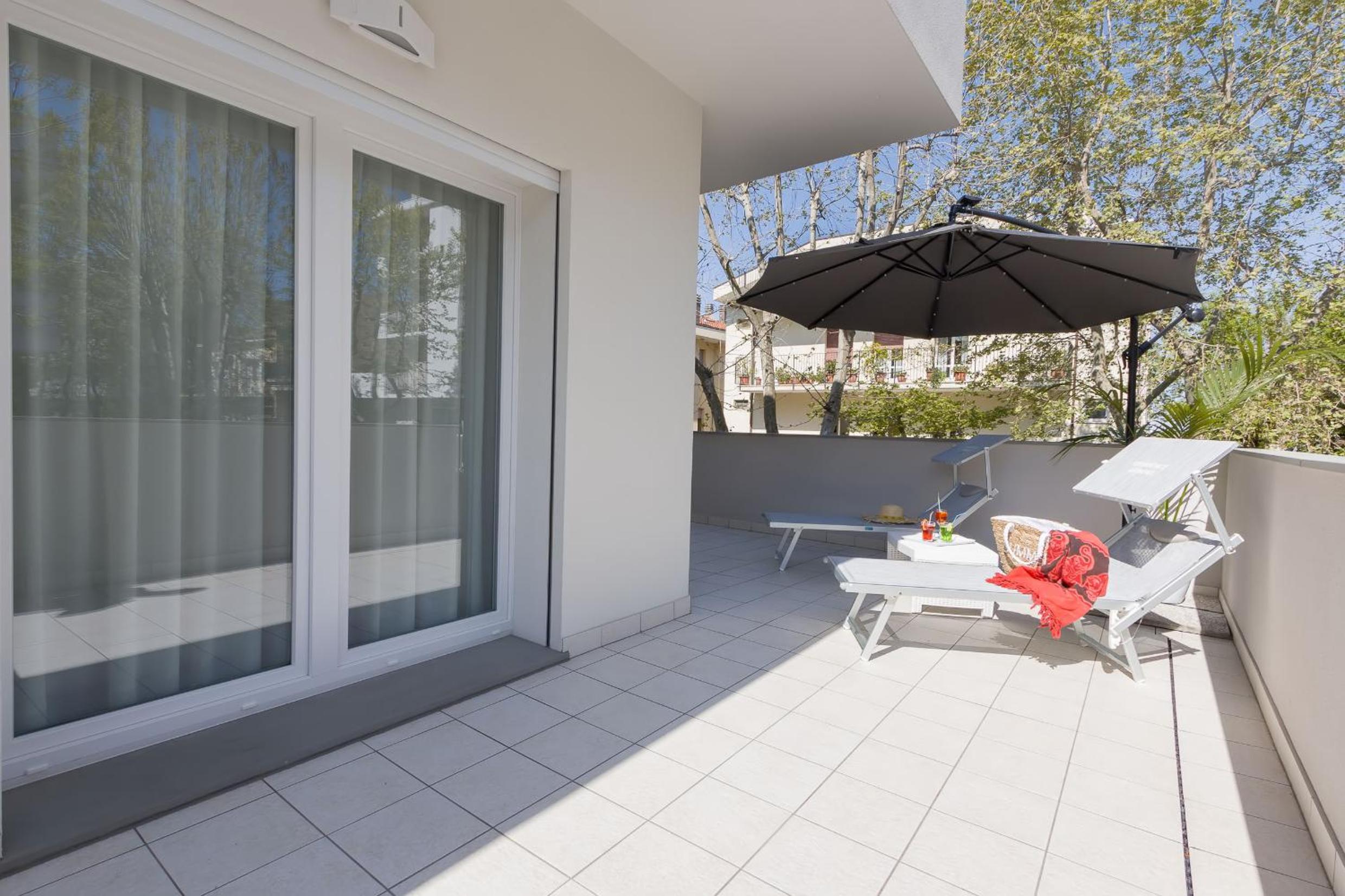 Apartment with Terrace