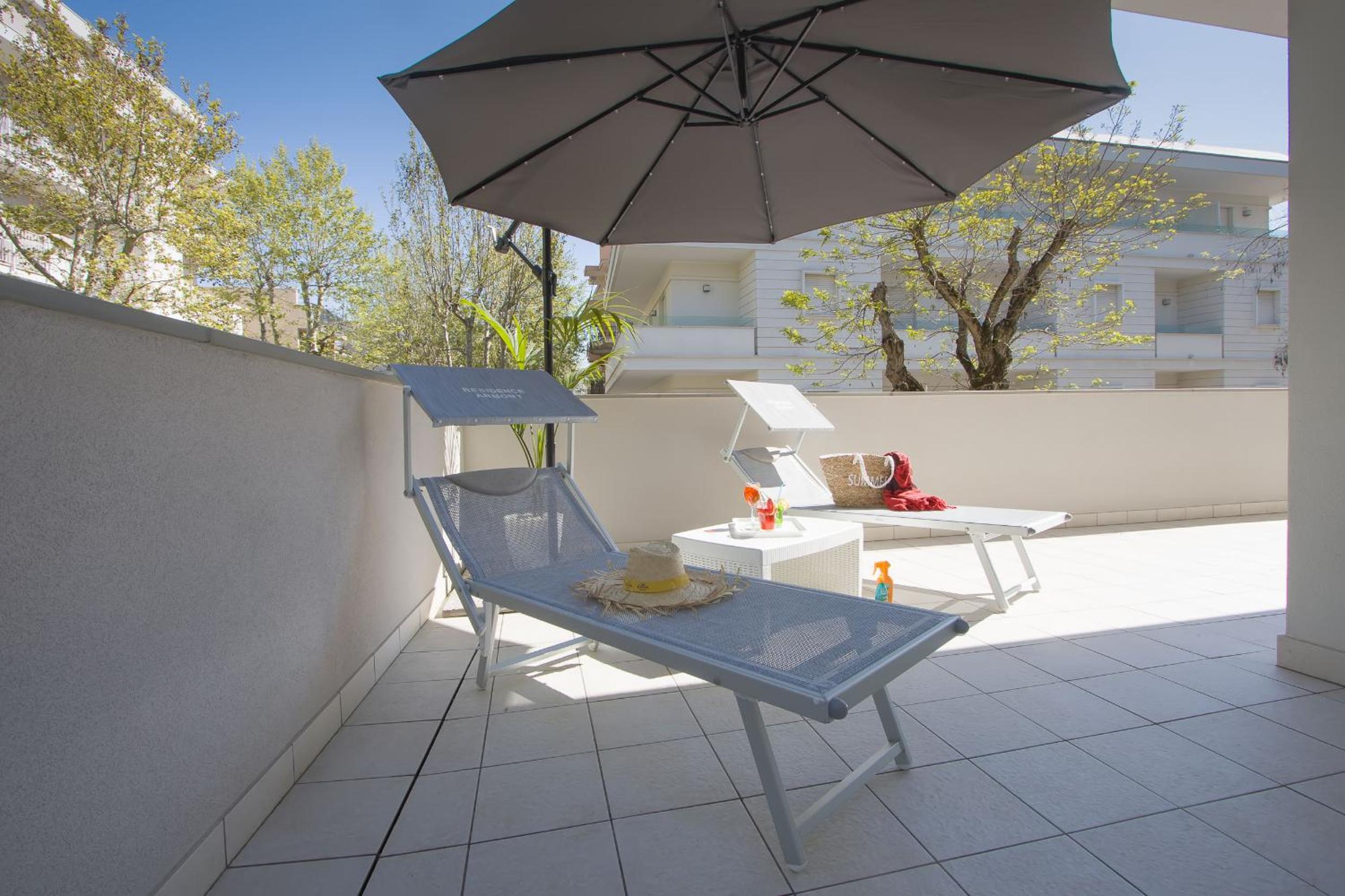 Apartment with Terrace