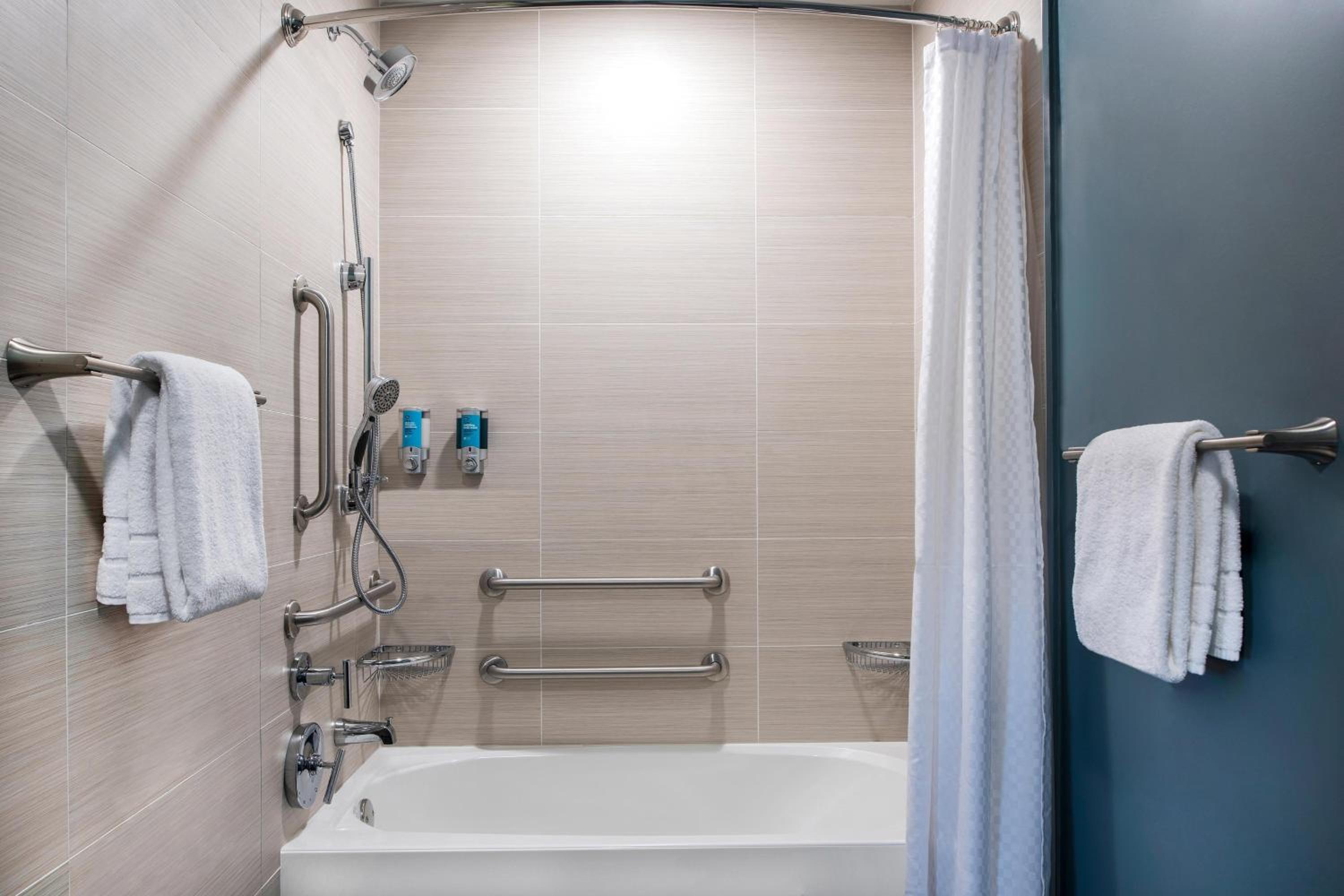 Aloft, 1 King Bed, Guest room, 1 King (Hearing Accessible)