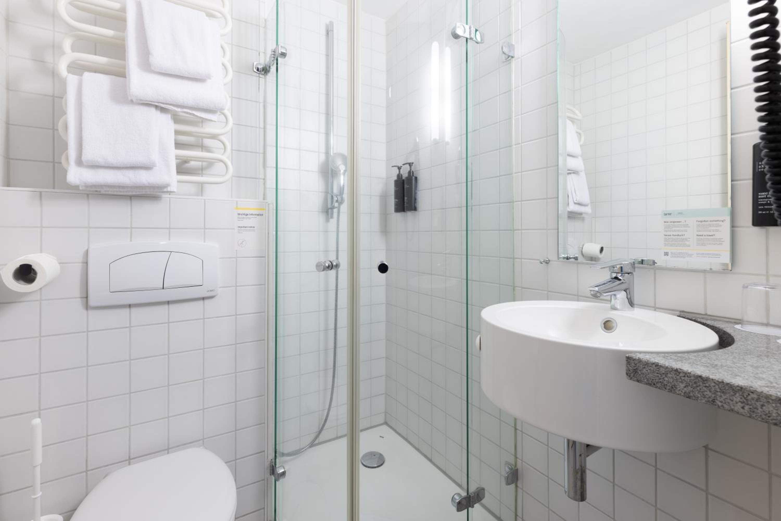 Loft with One Queen and One Single Bed