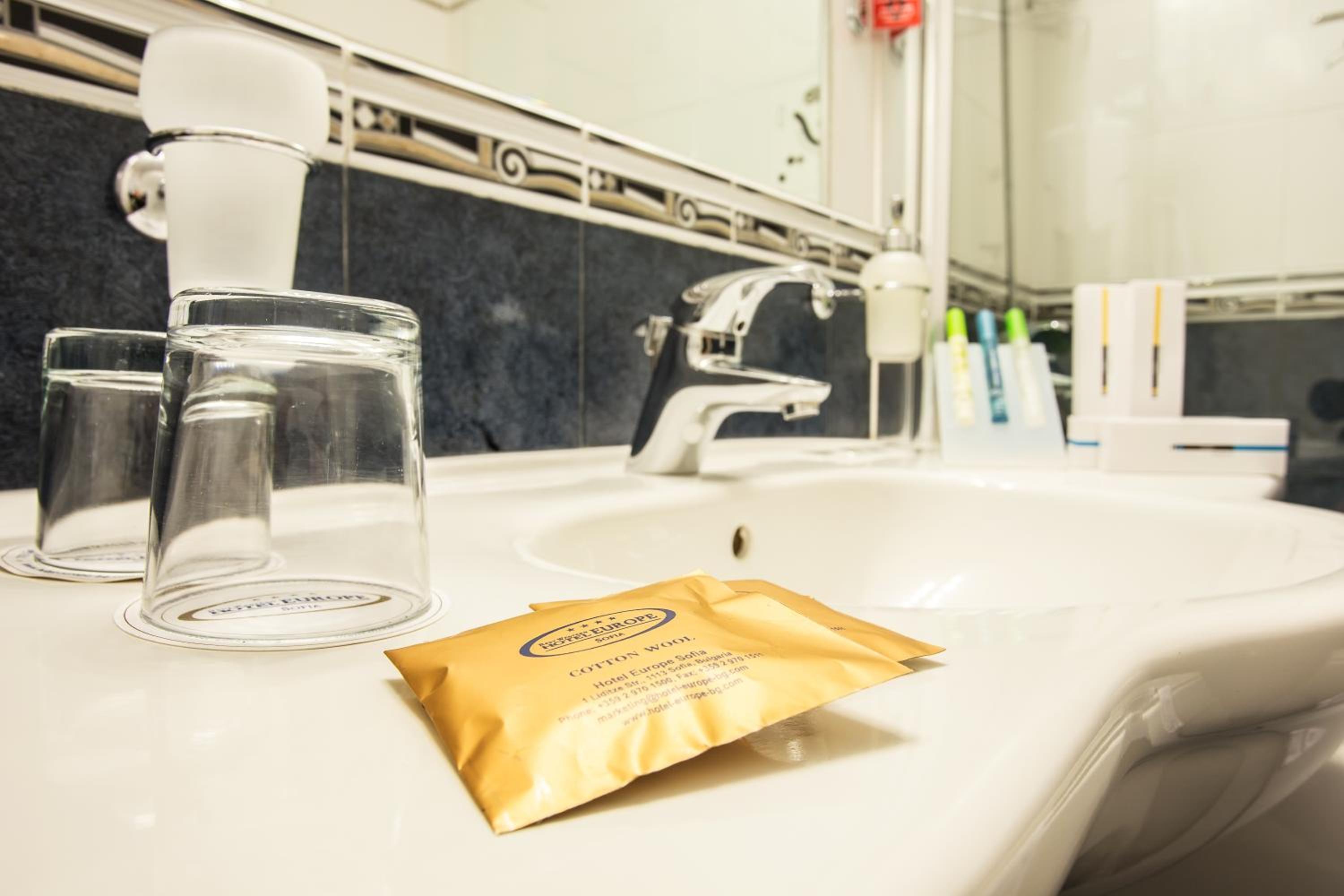 Double Room with Free Underground Parking