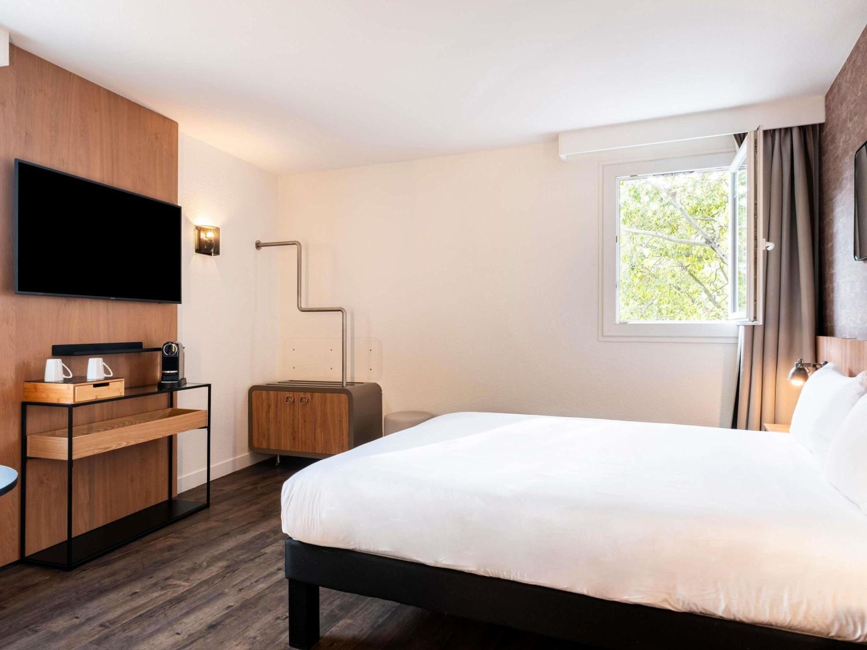 Standard Double Room - Disability Access