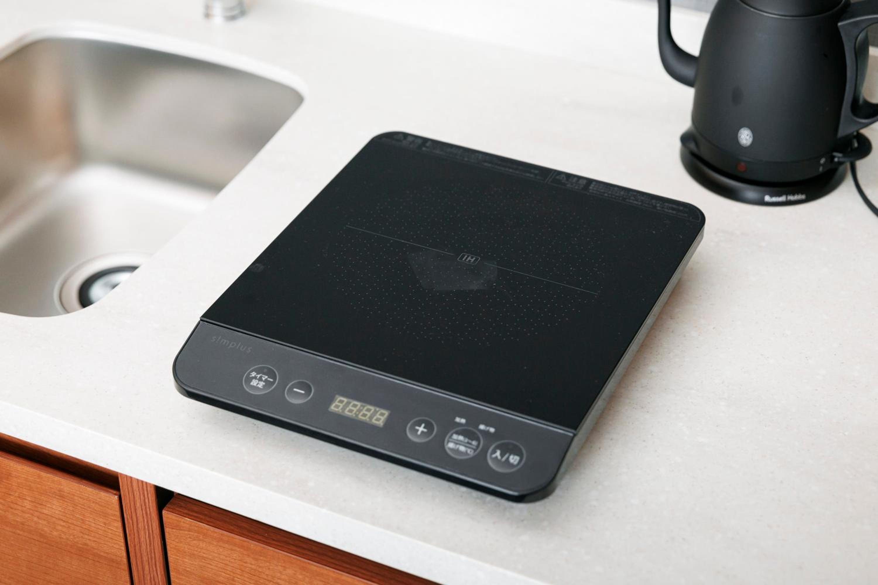 Special Offer - Residential Family Room with Lounge Access