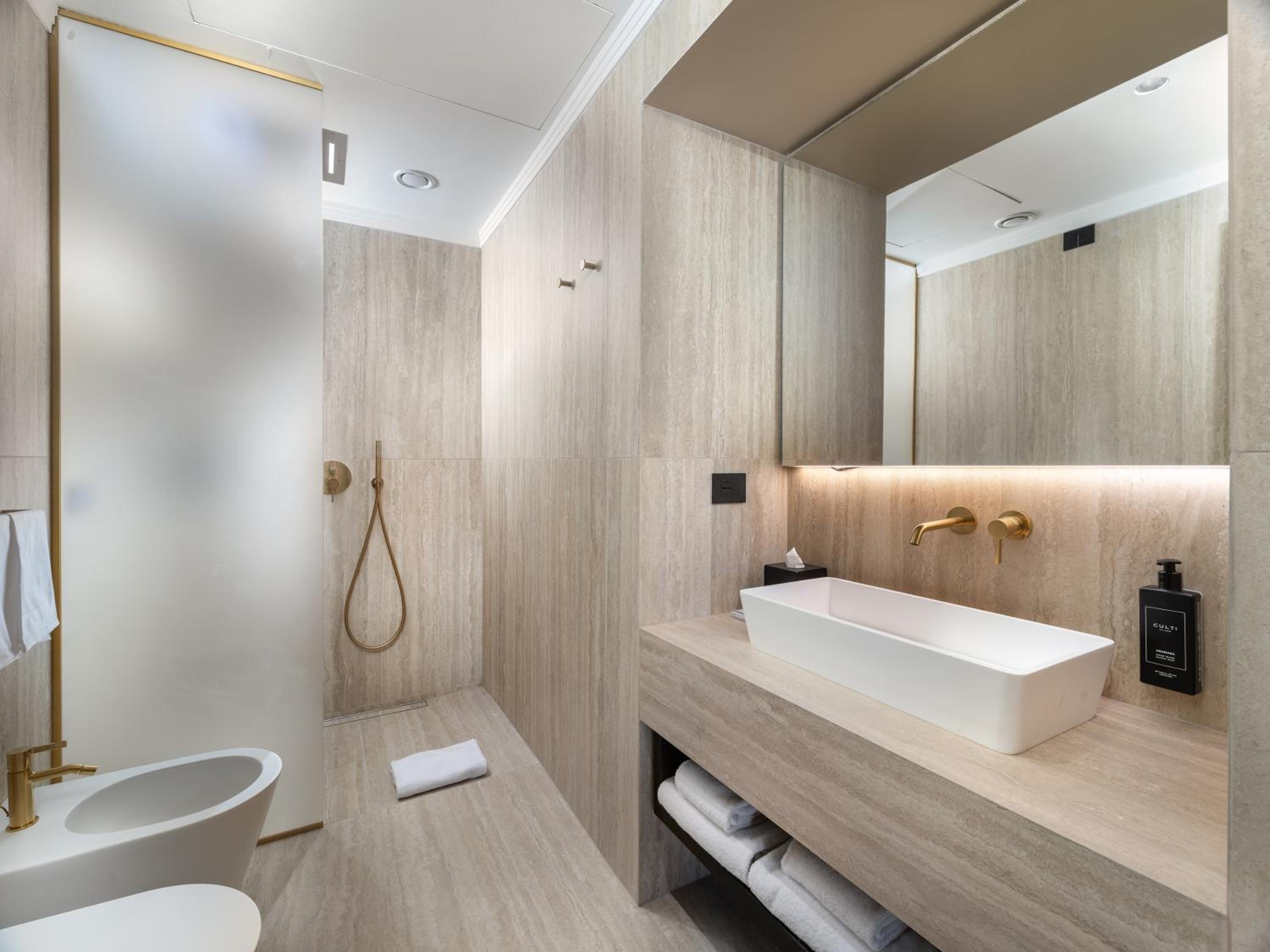 Junior Suite with Duomo Cathedral View