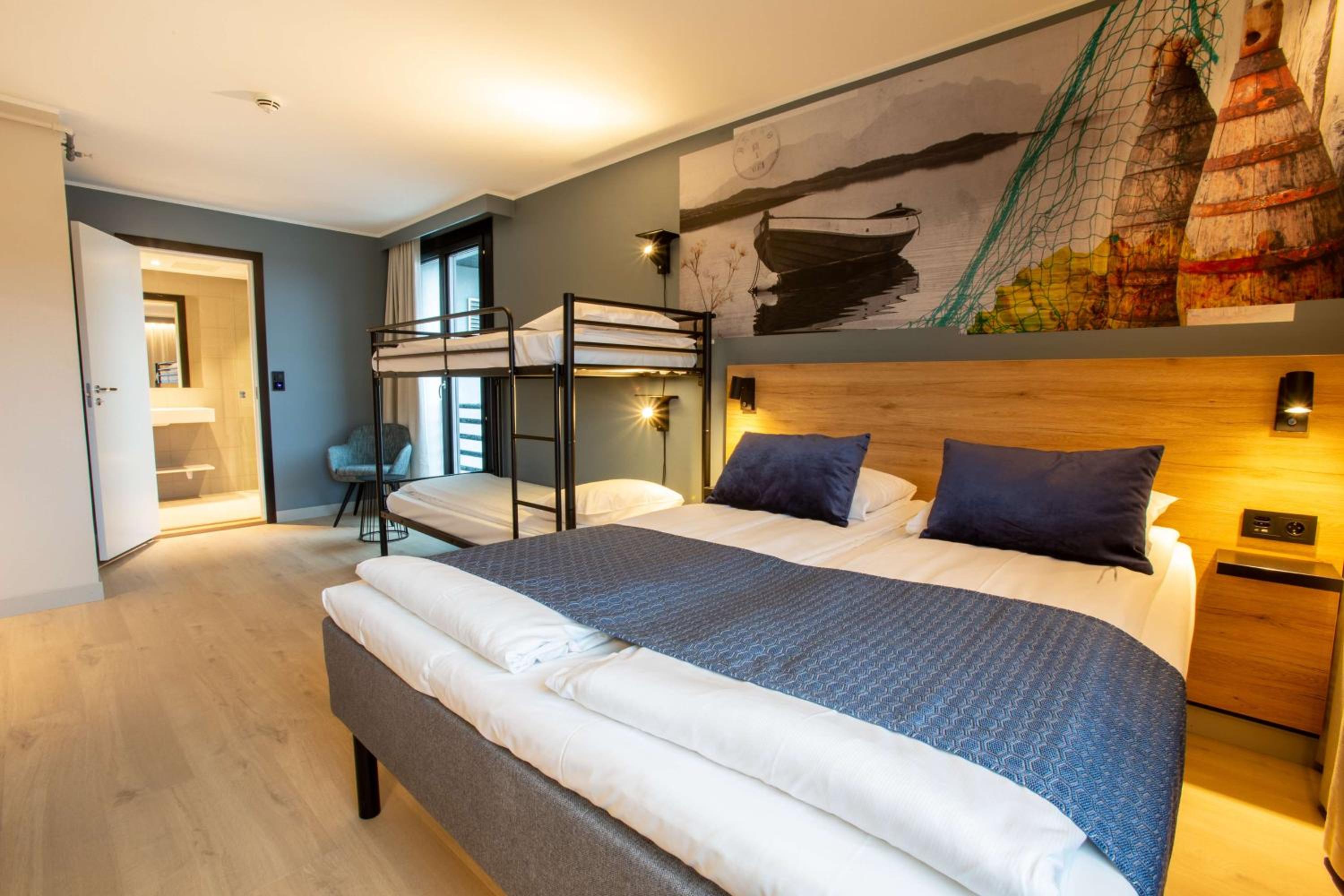 Standard Family Room