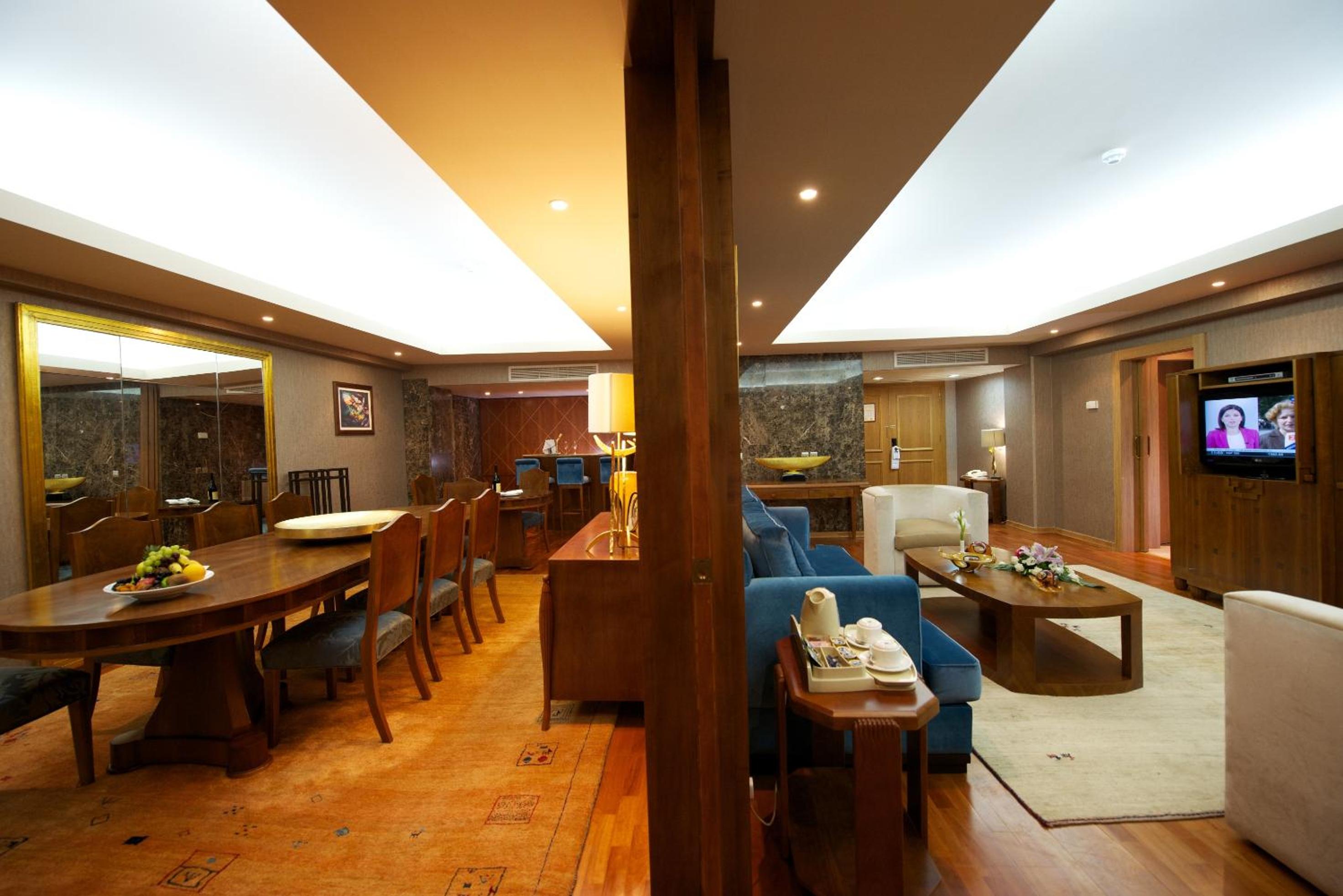 The Presidential Suite