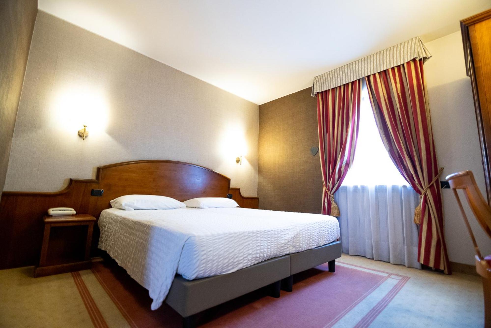 Comfort Double or Twin Room