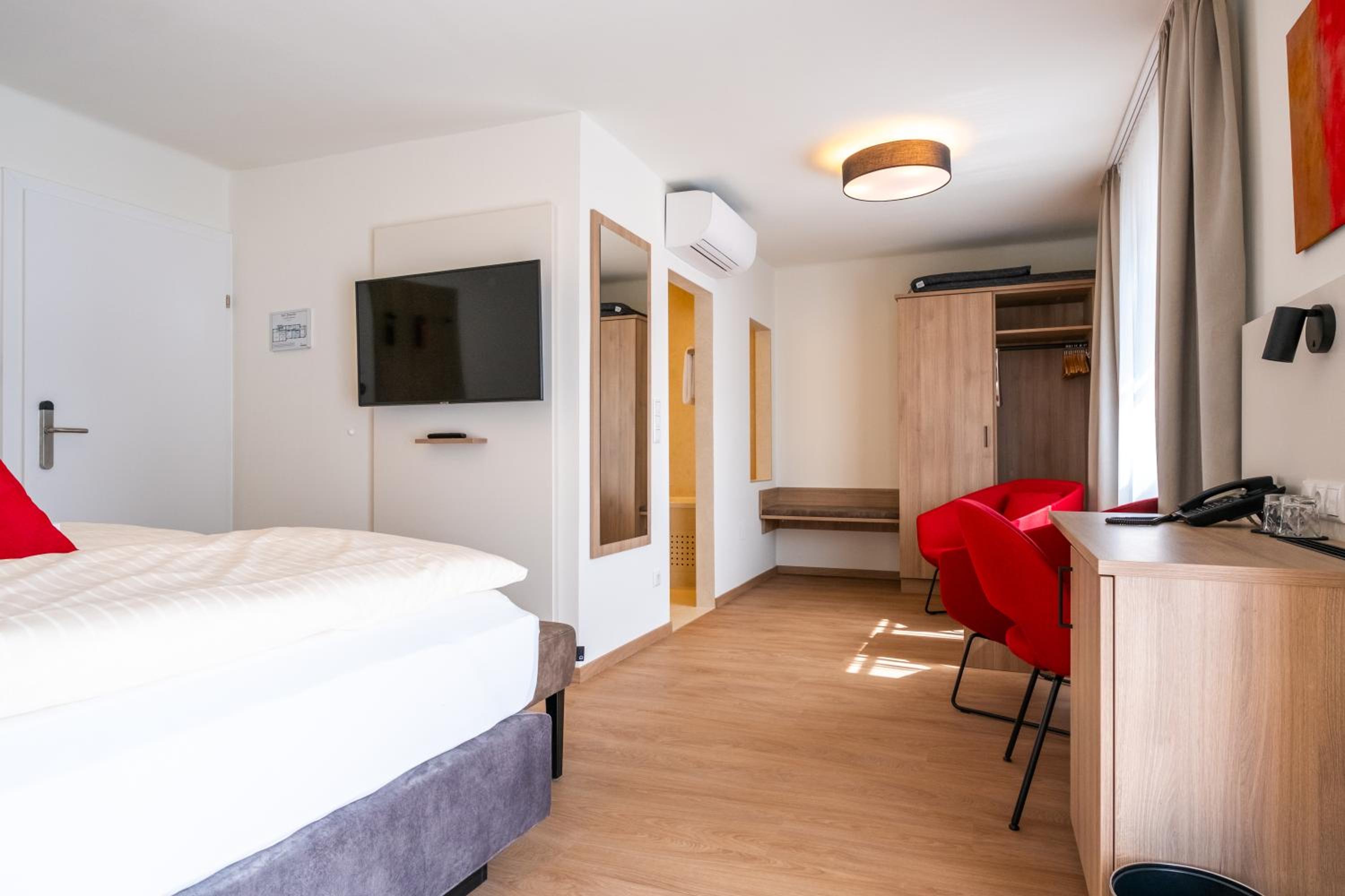 Deluxe Double Room with Balcony