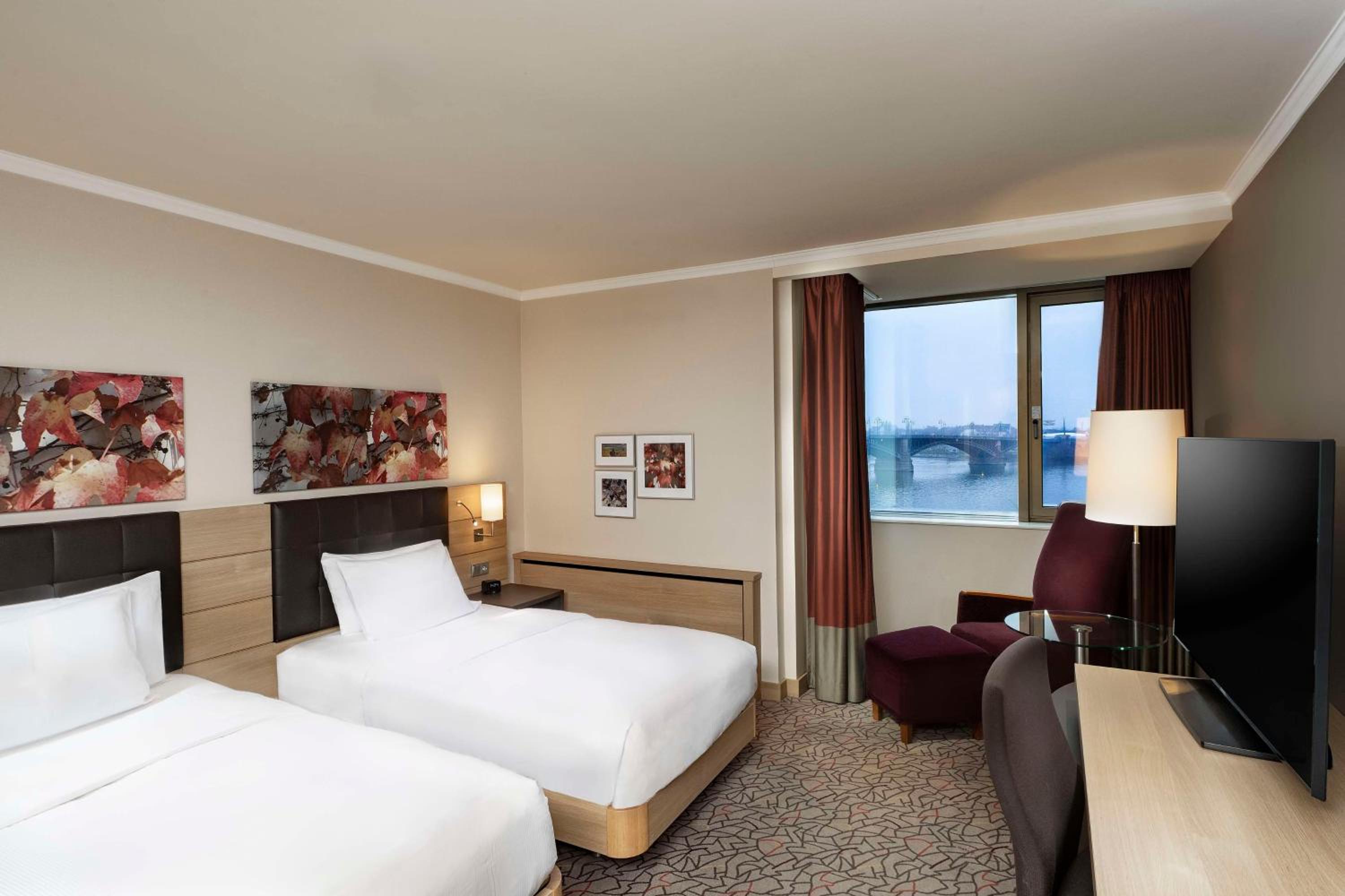 Executive Twin Room with River View