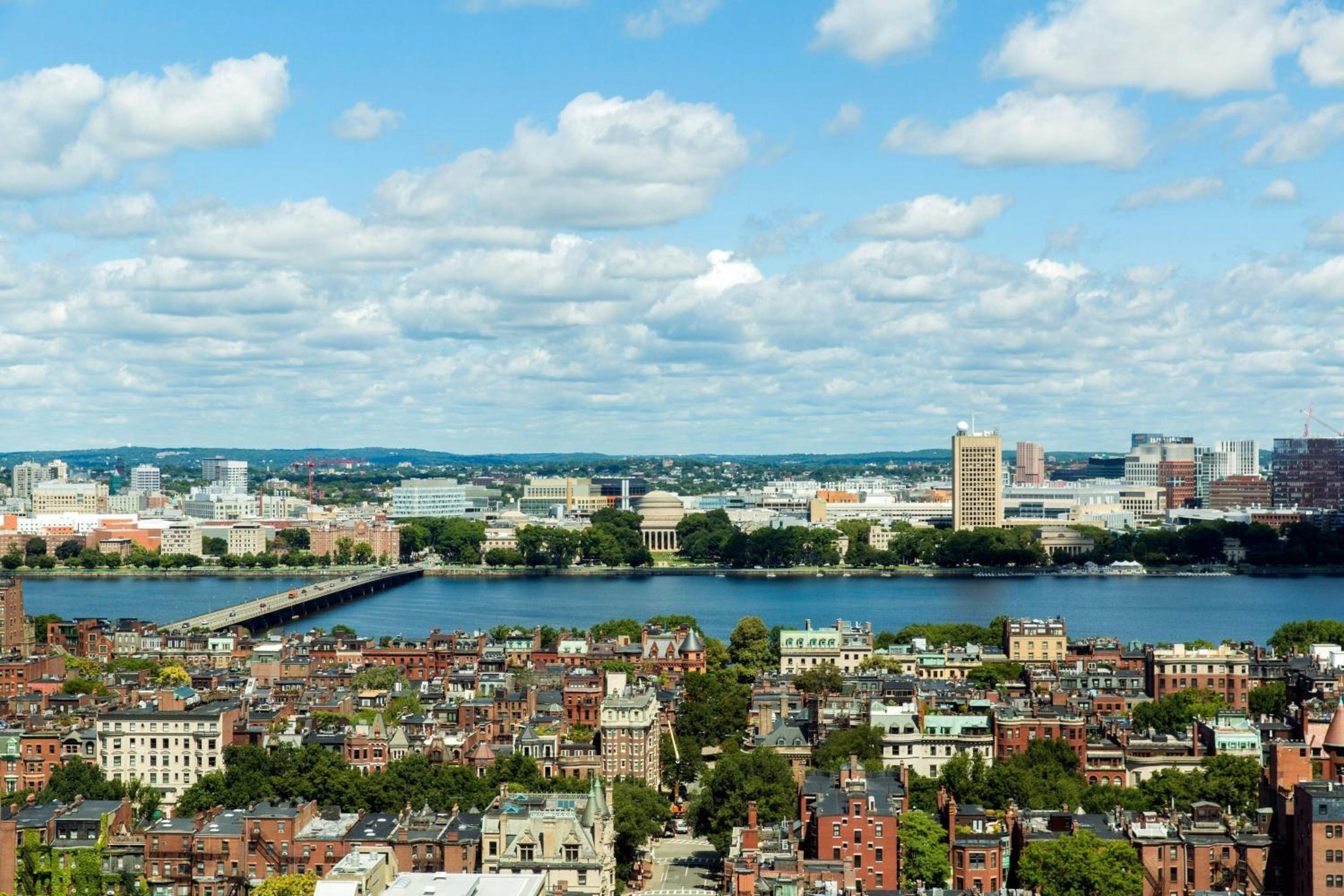Premium King Room with Charles River View - Hearing Accessible