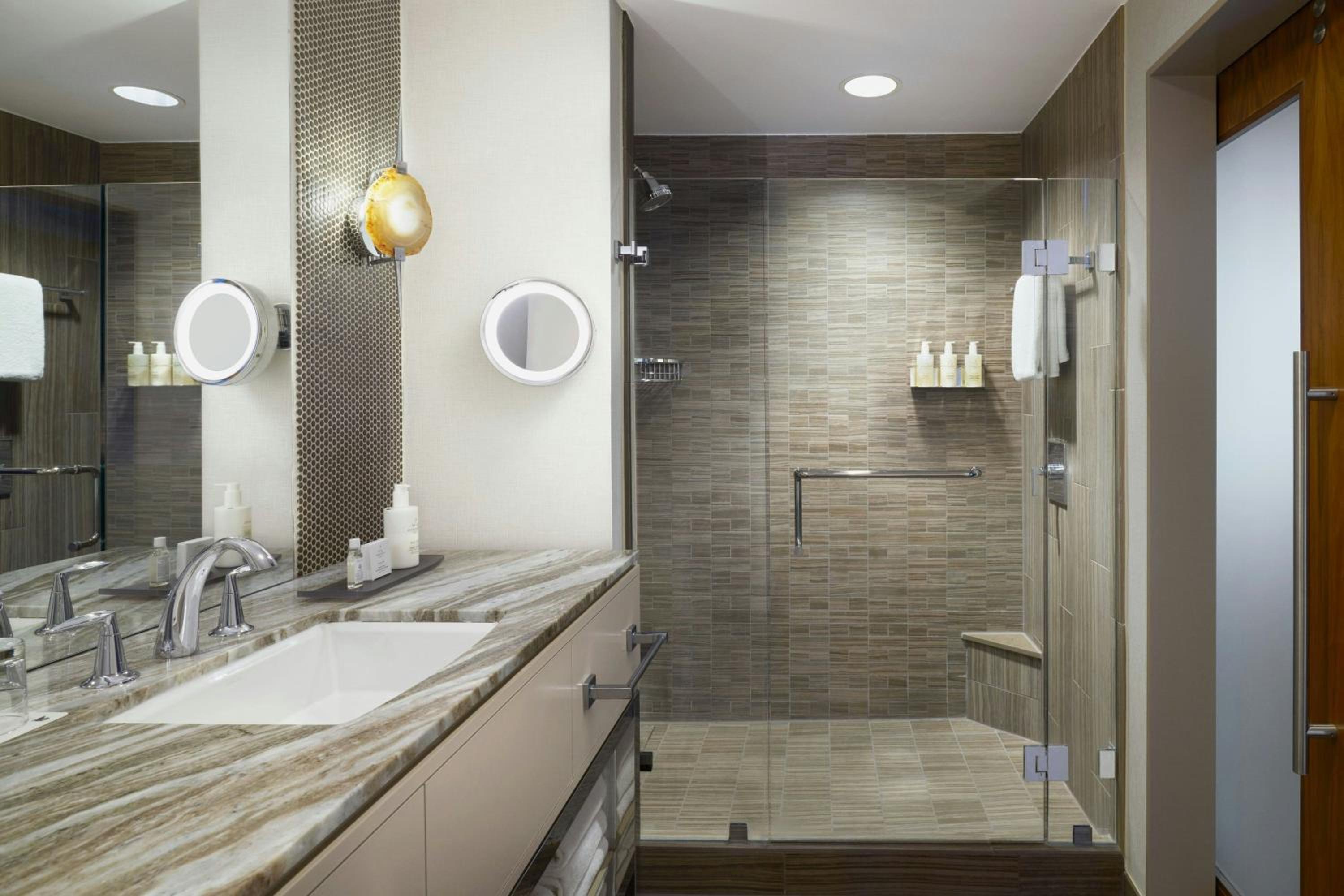 Corner Room with Two Queen Beds