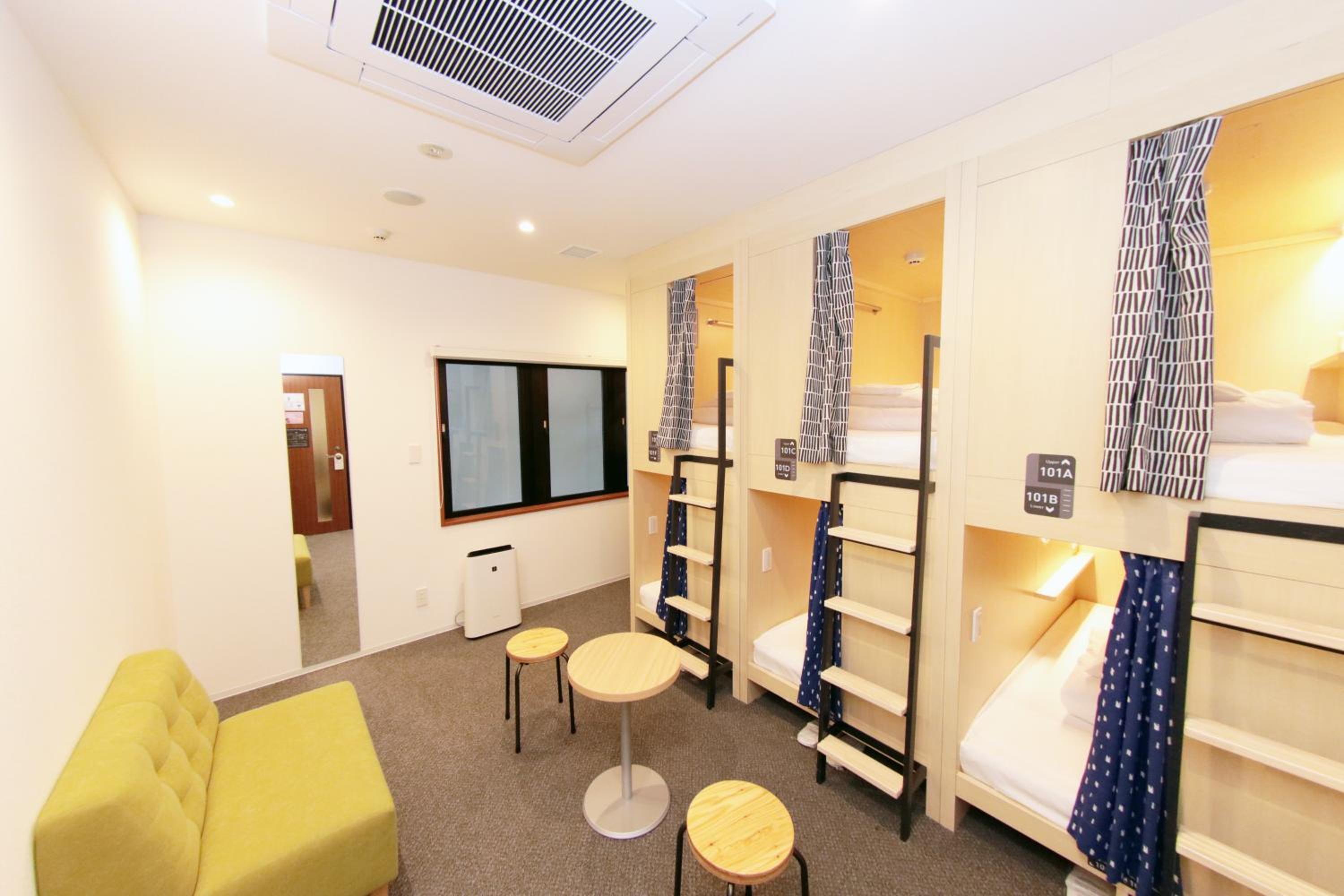 Mixed Dormitory Room