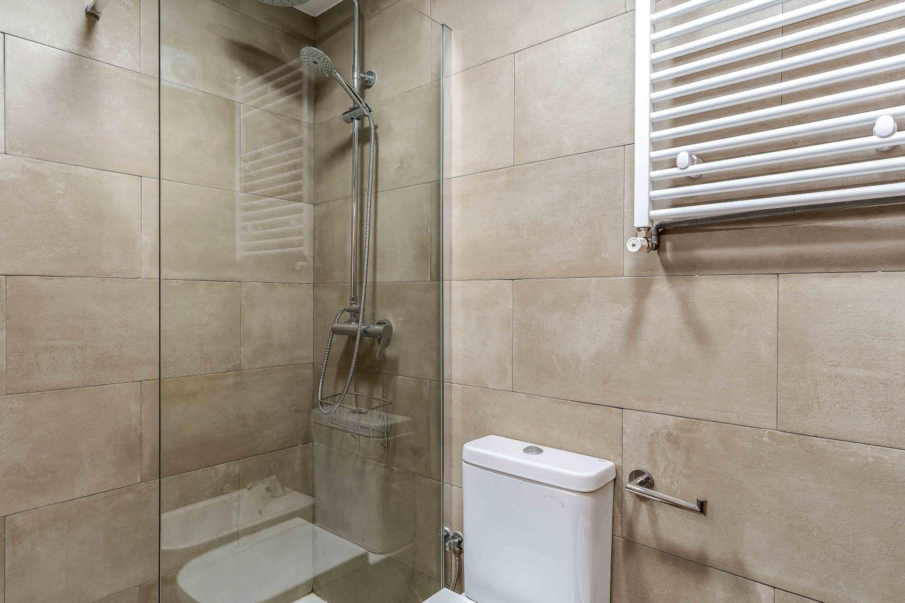 Two-Bedroom Apartment (4 Adults) - Top Floor without Elevator