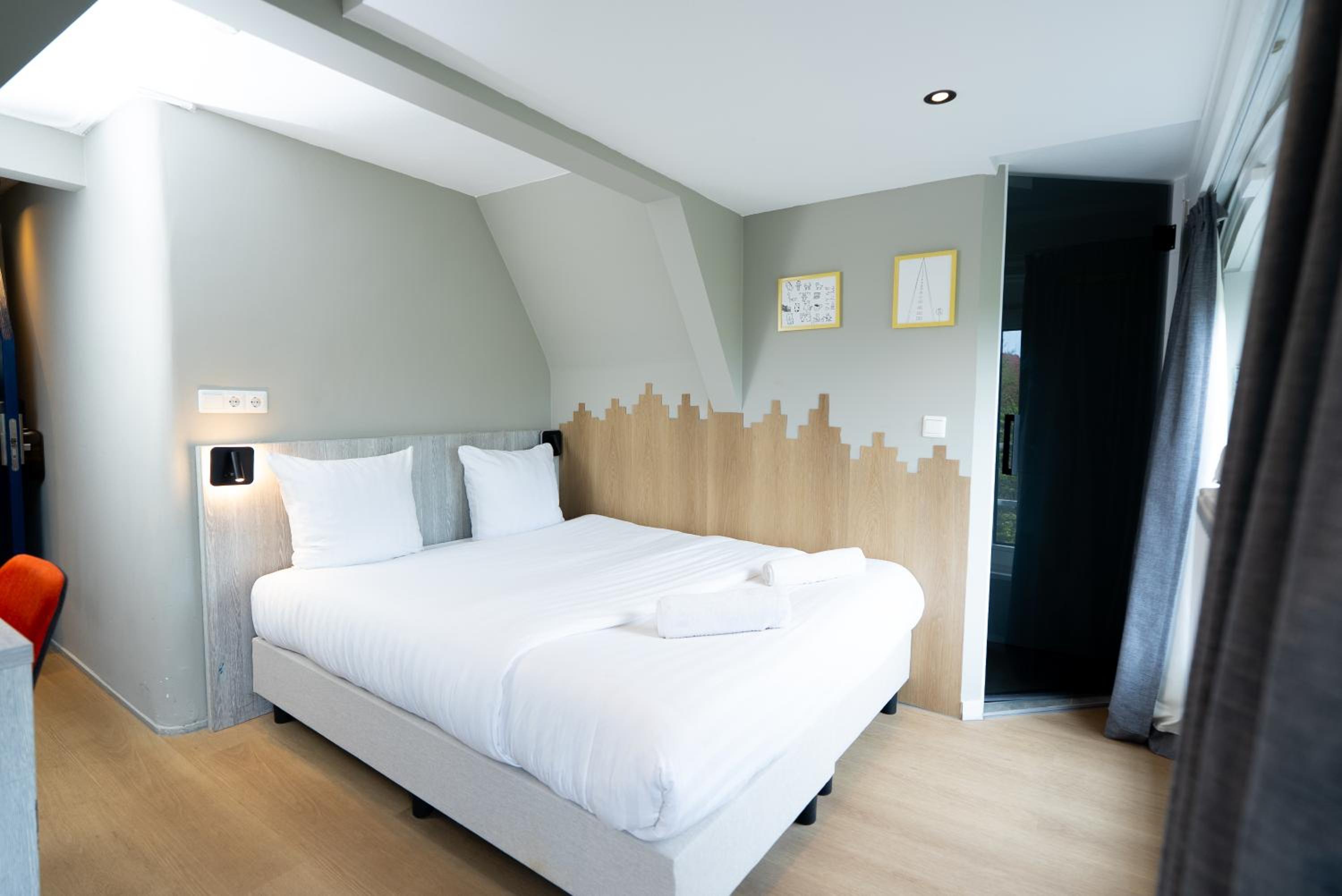 Double Canal View with Private Bathroom