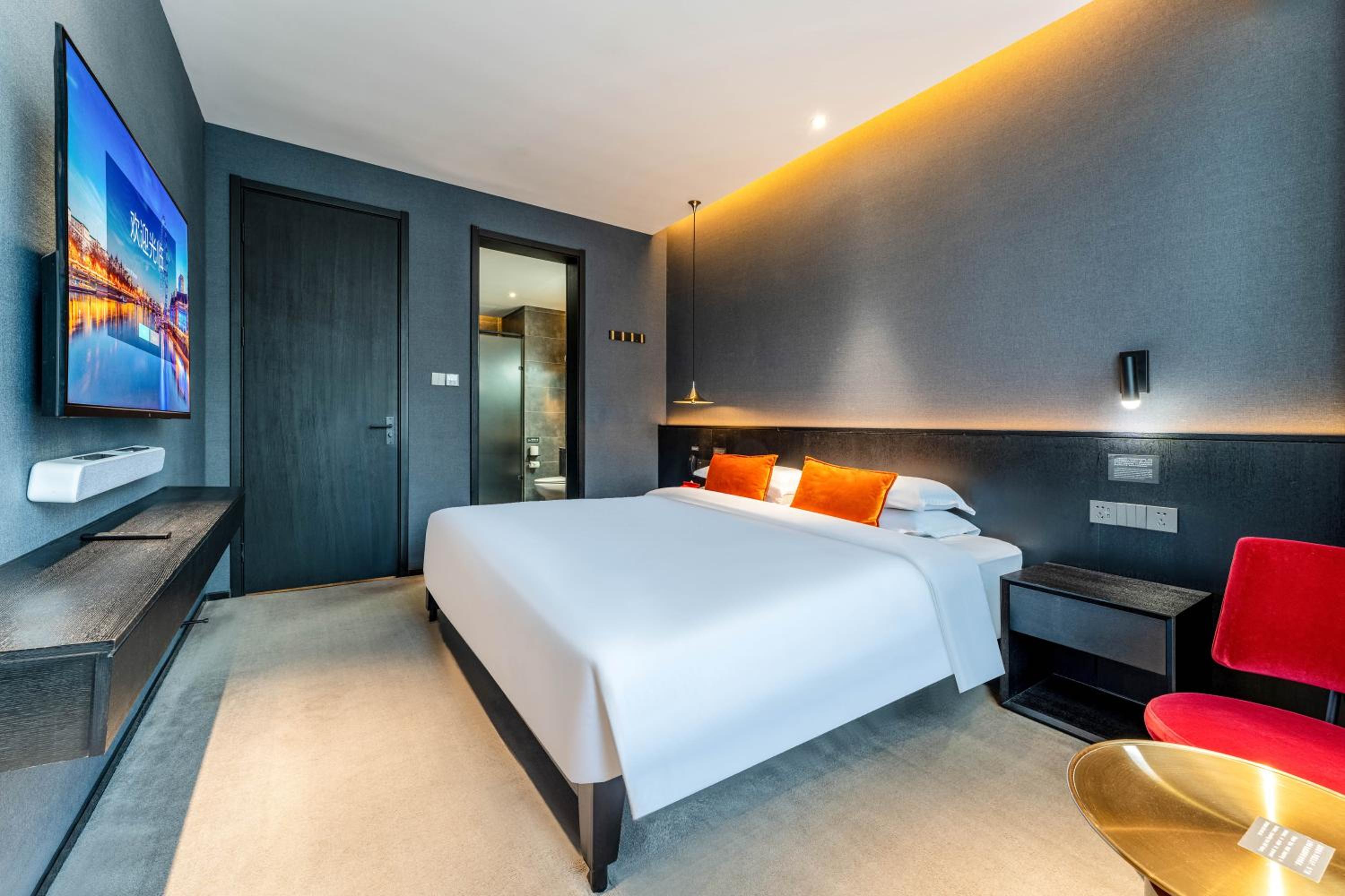 Superior King Room