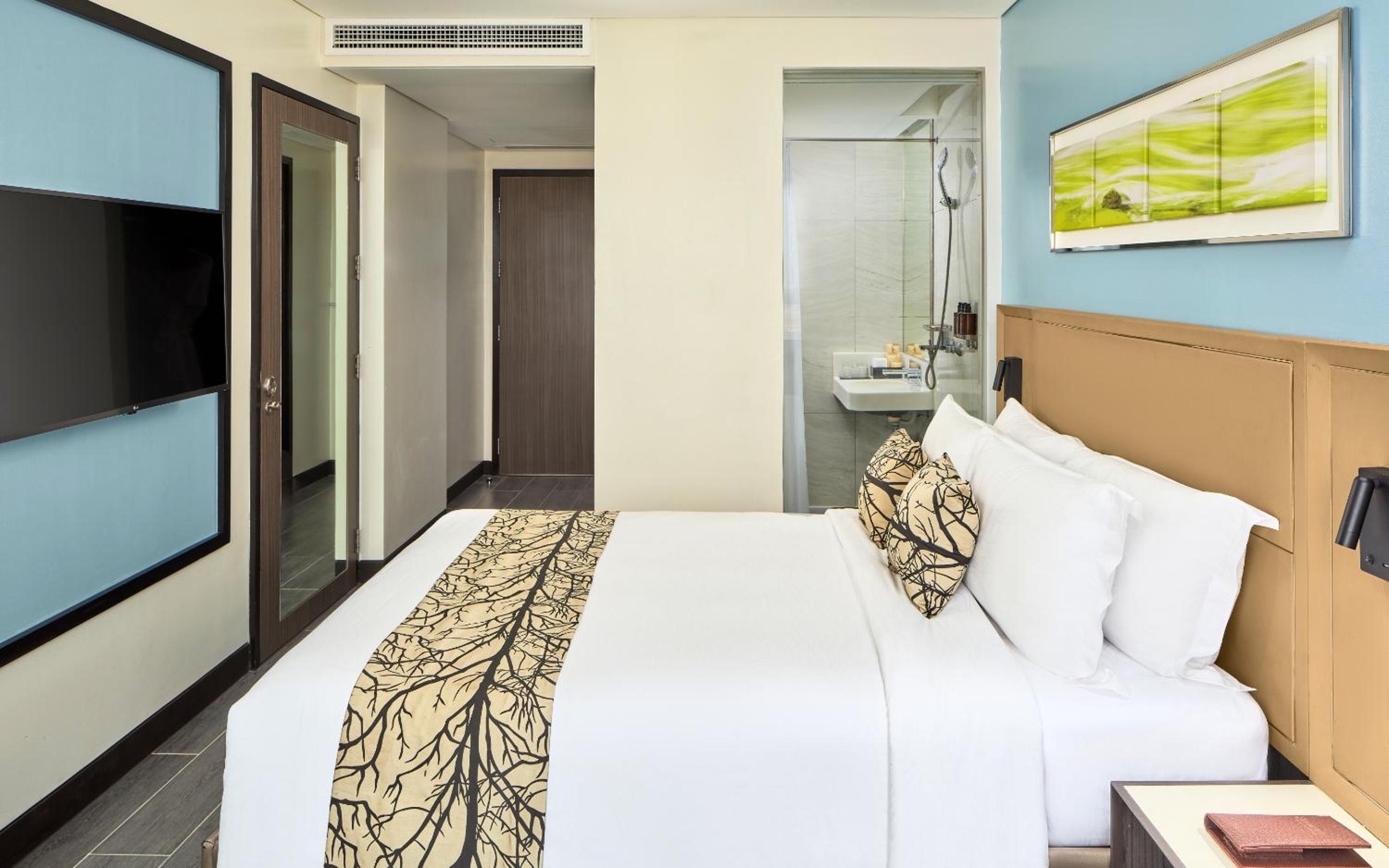 Standard Queen with High Speed Wifi