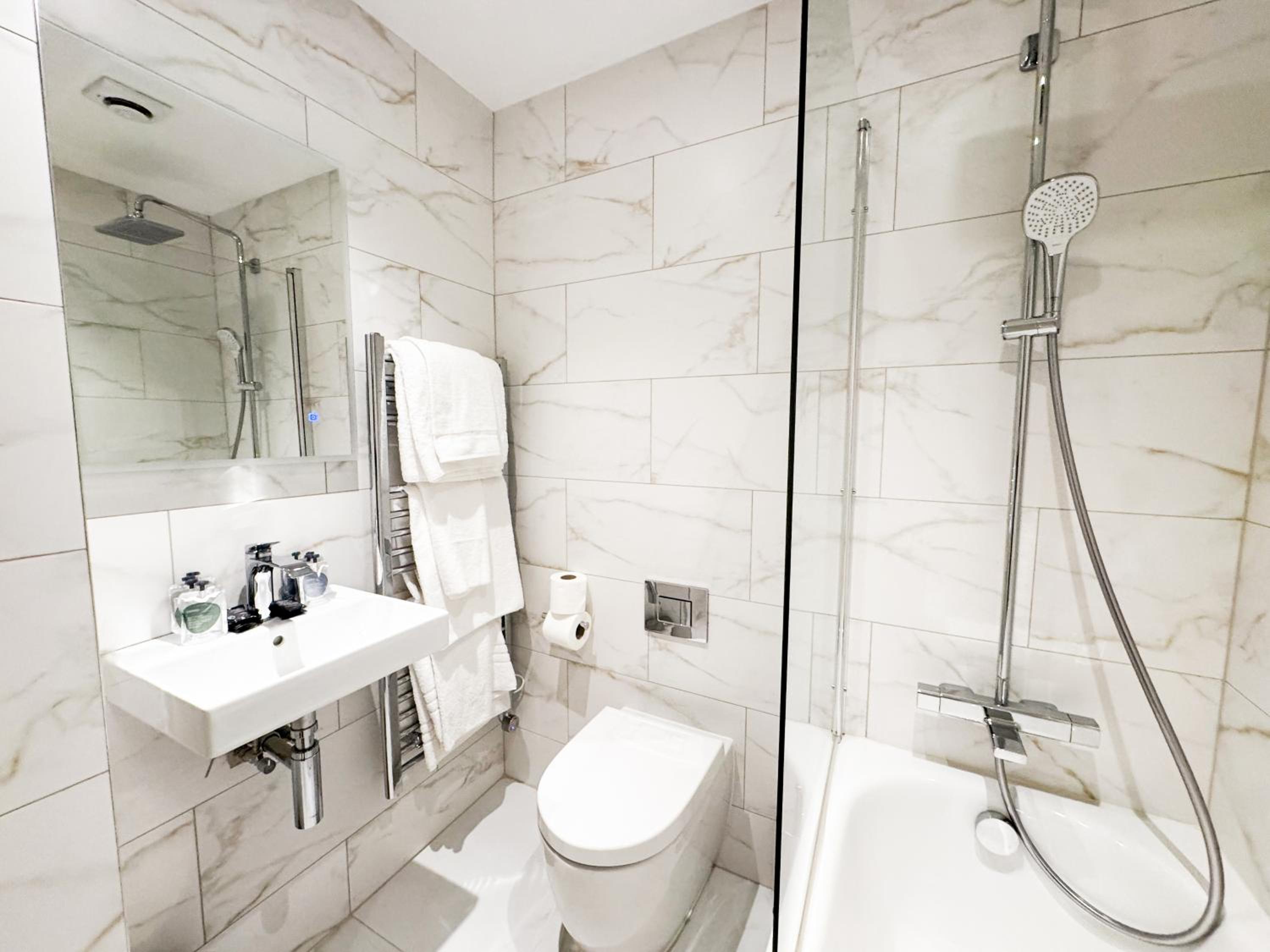 Classic Family 4 Room 