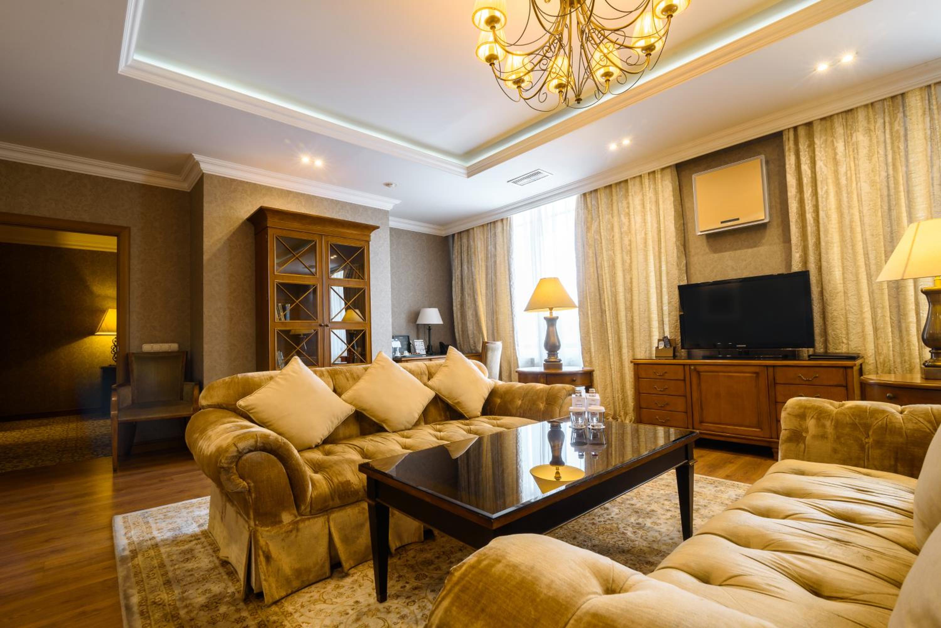 Executive Suite