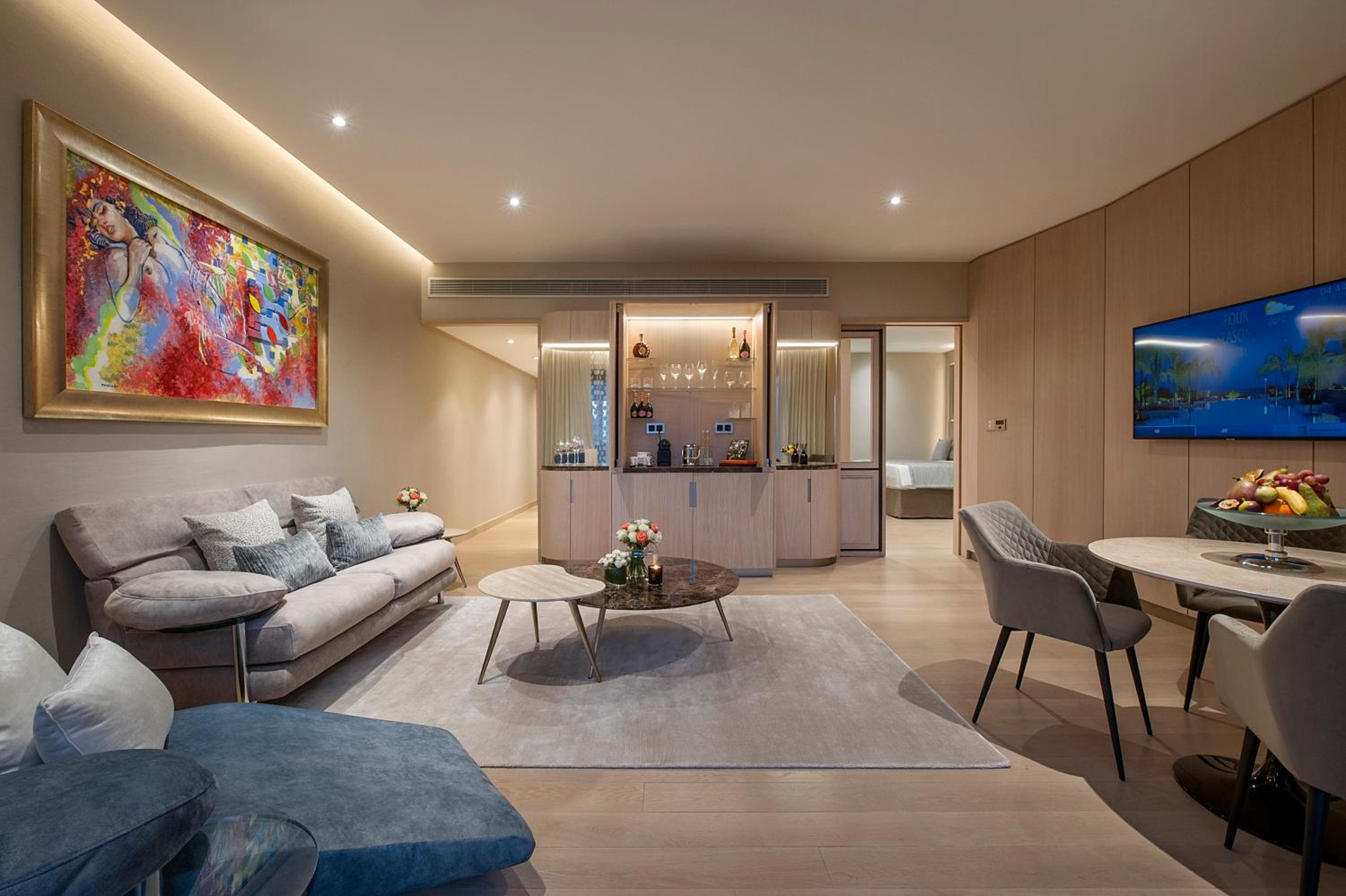 One bedroom luxury suite sea view