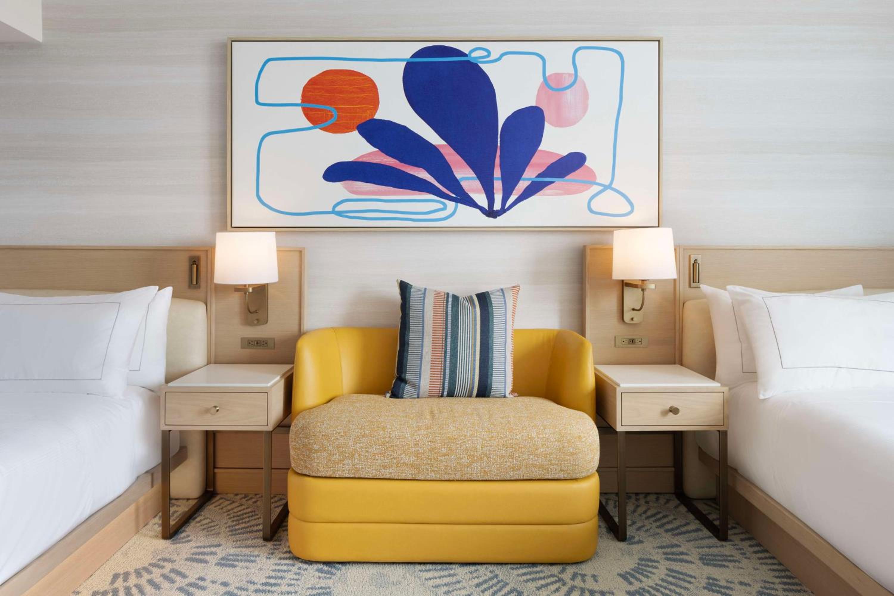 Deluxe Queen Room with Two Queen Beds