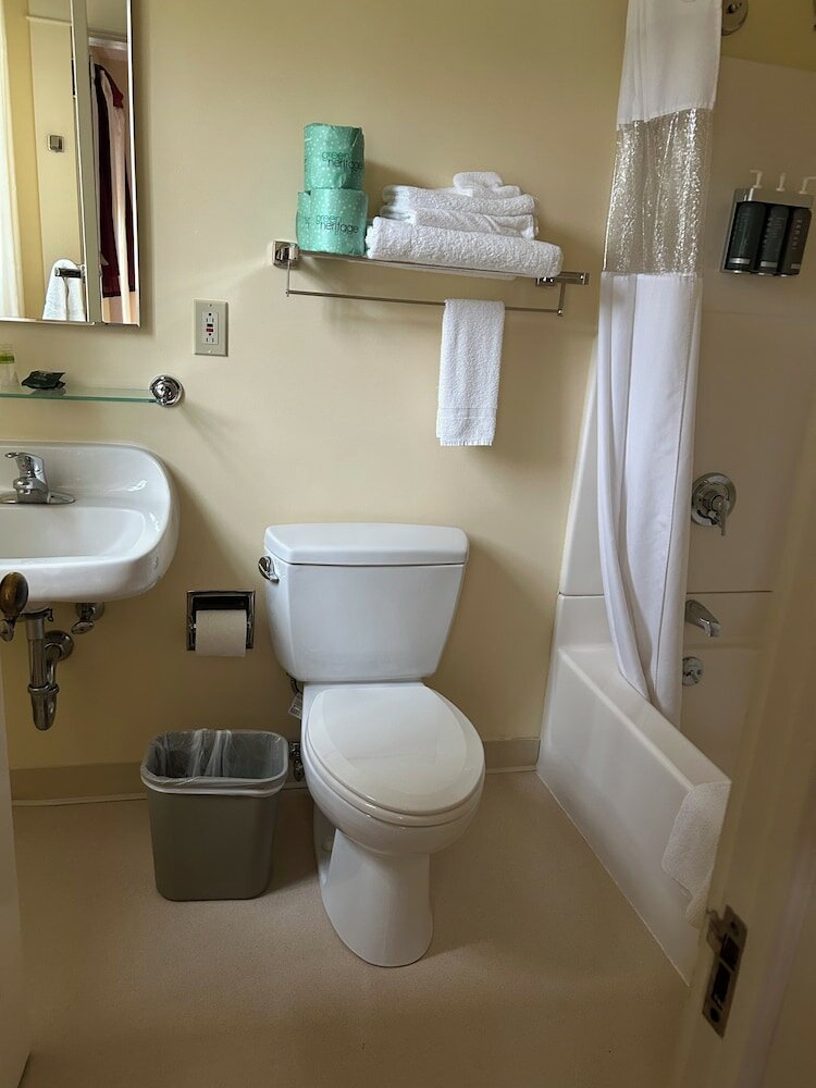 Traditional Room Non A/C