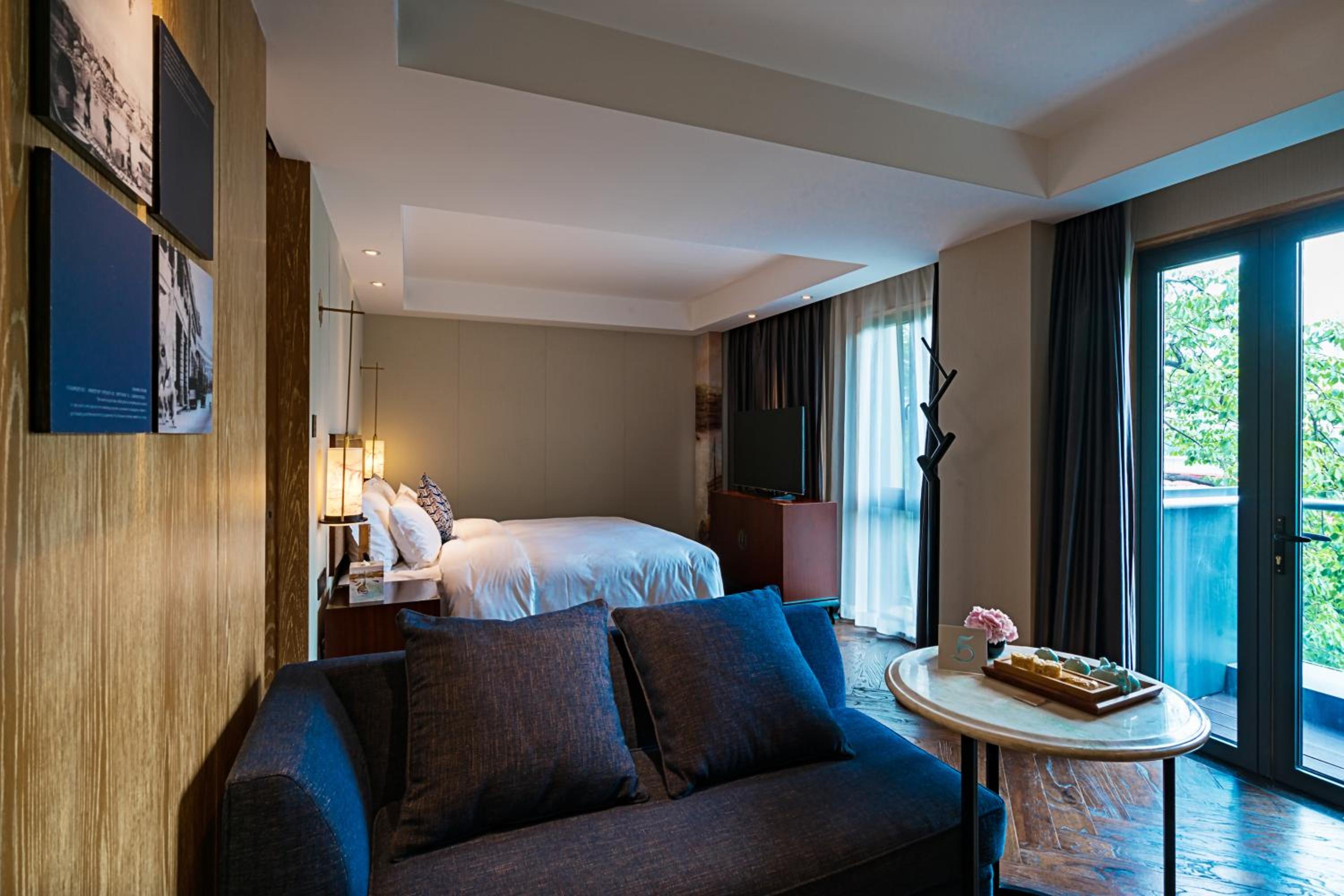 King Room with Balcony