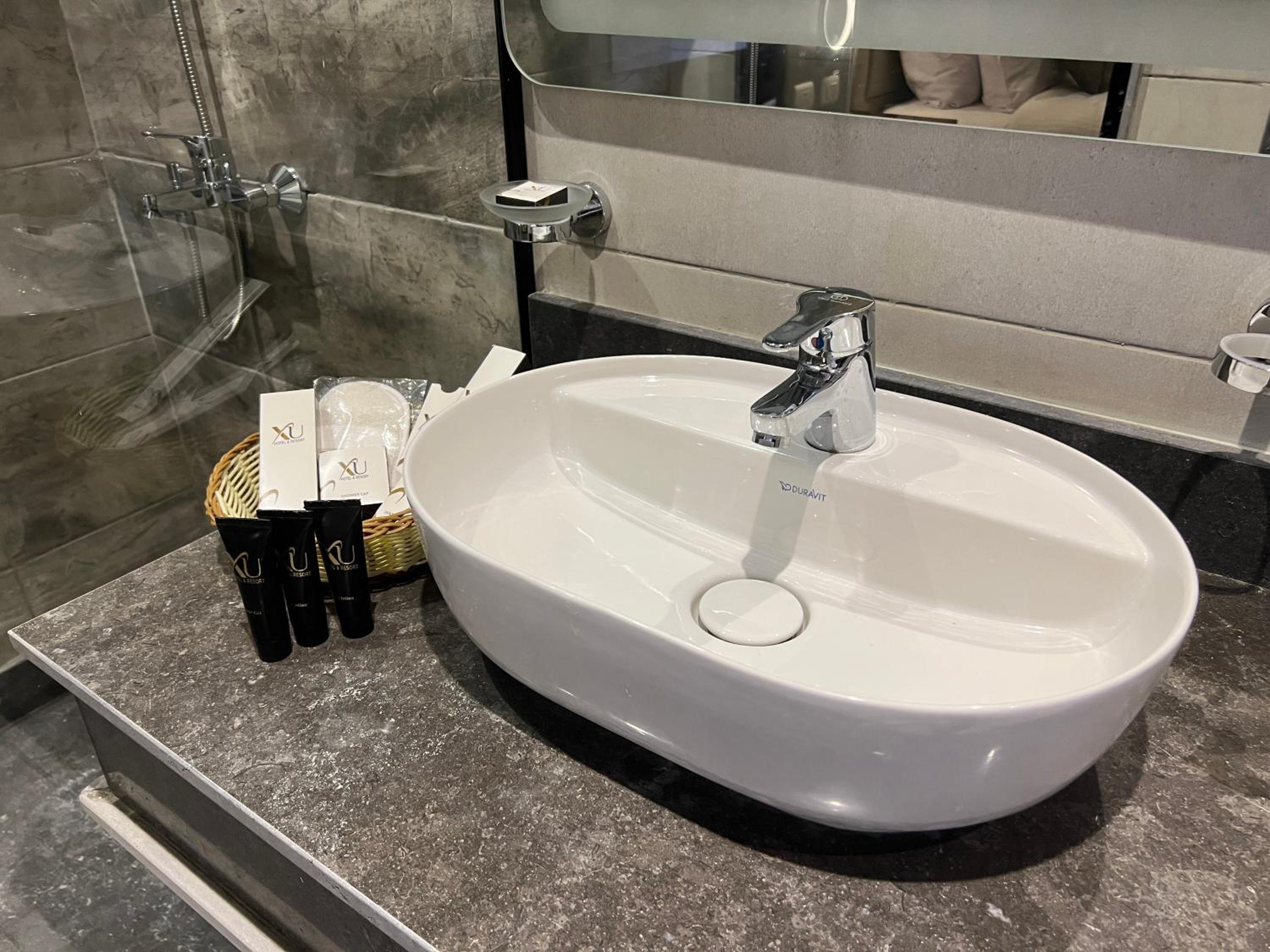 Deluxe Double or Twin Room with Sea View