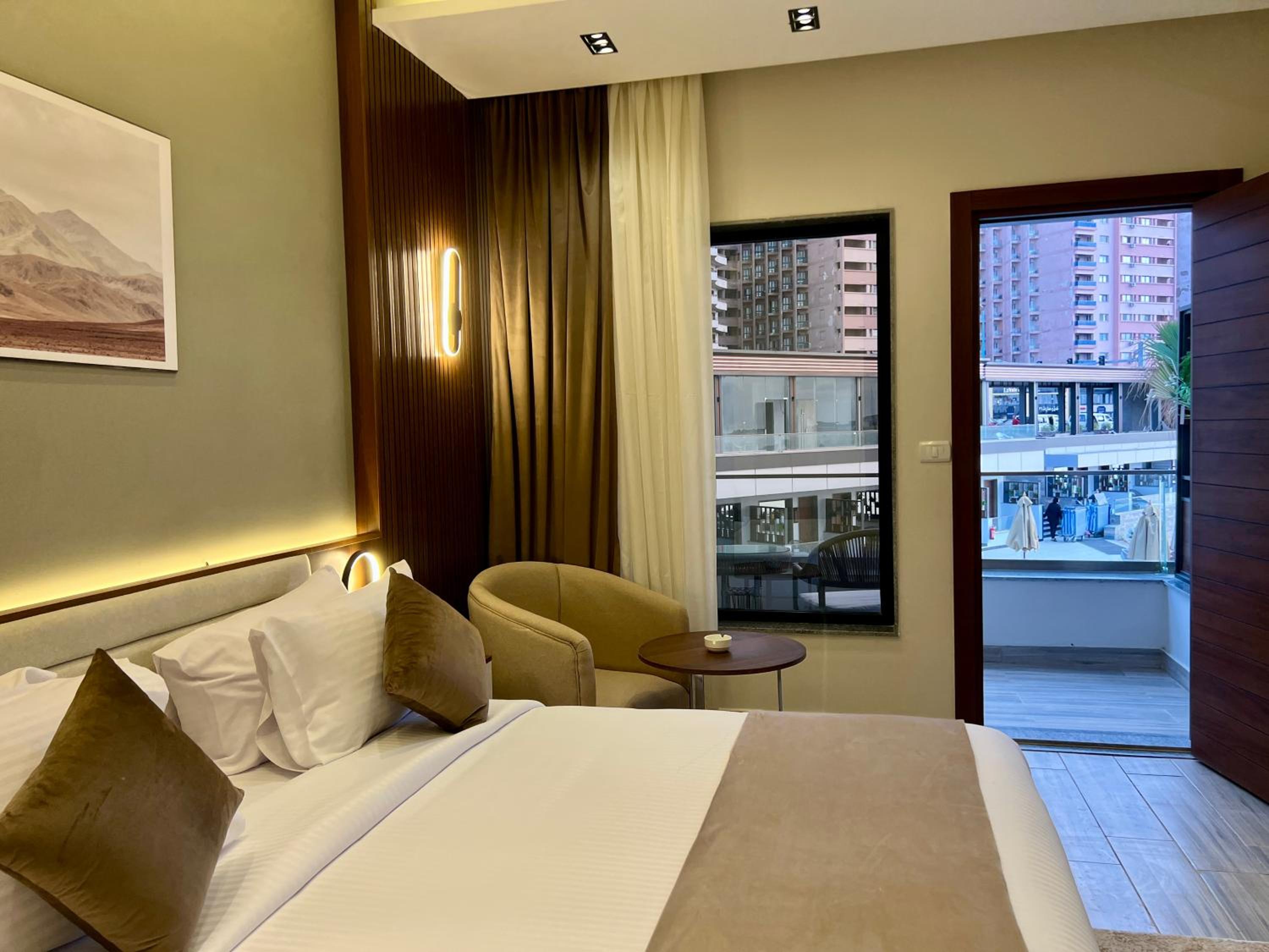 Deluxe Double or Twin Room with Sea View