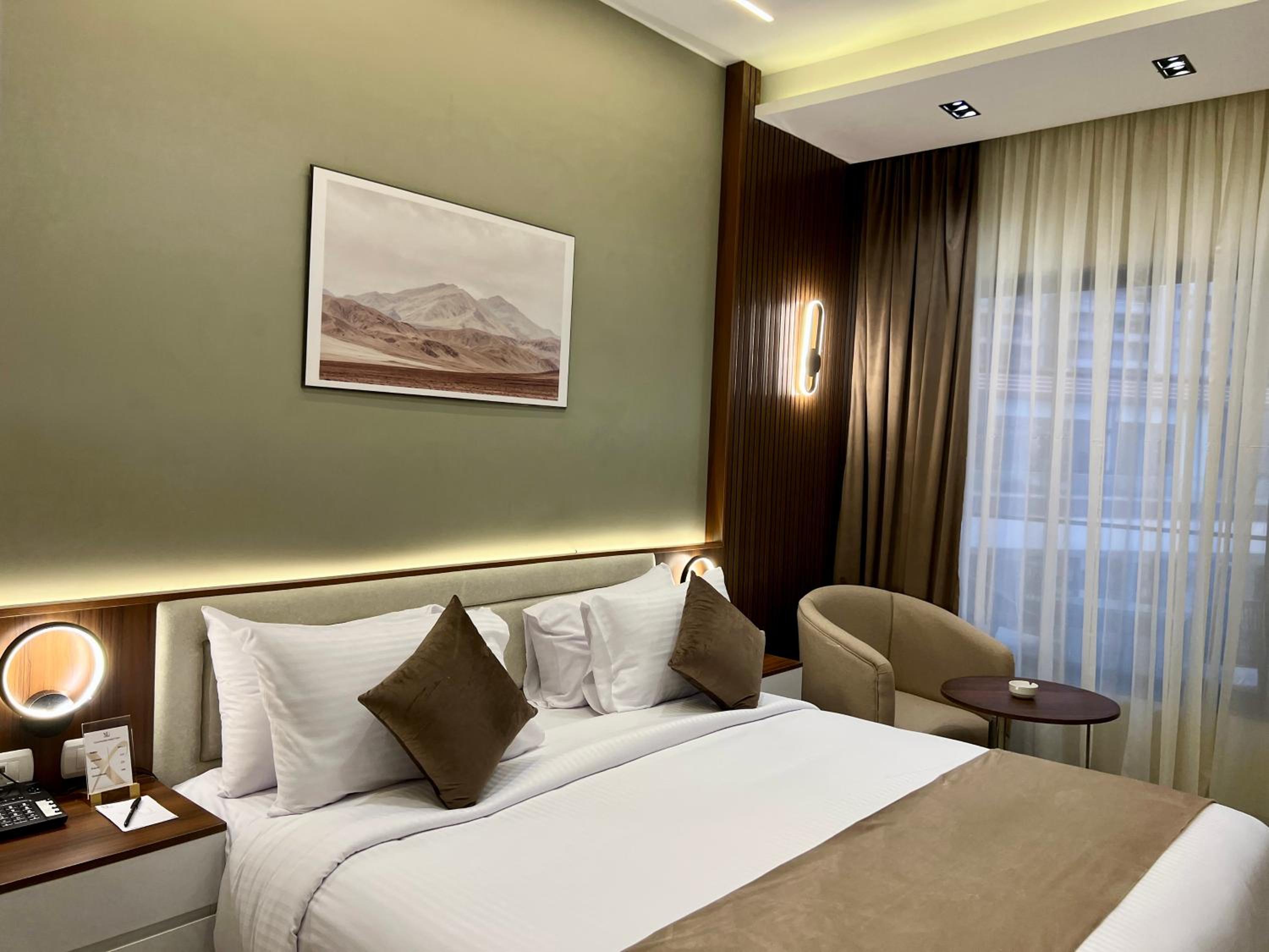 Deluxe Double or Twin Room with Sea View