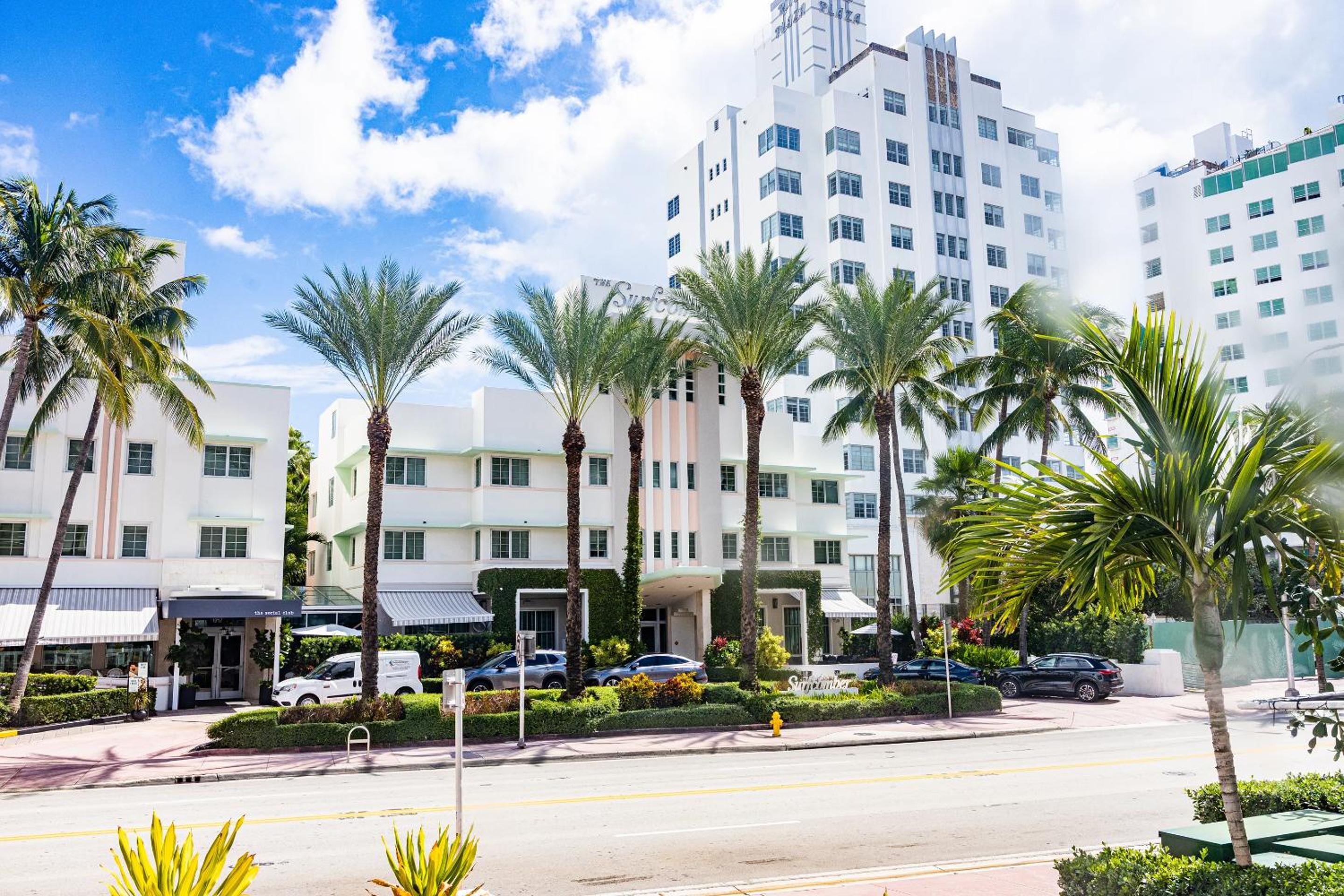 Double Bedroom City View