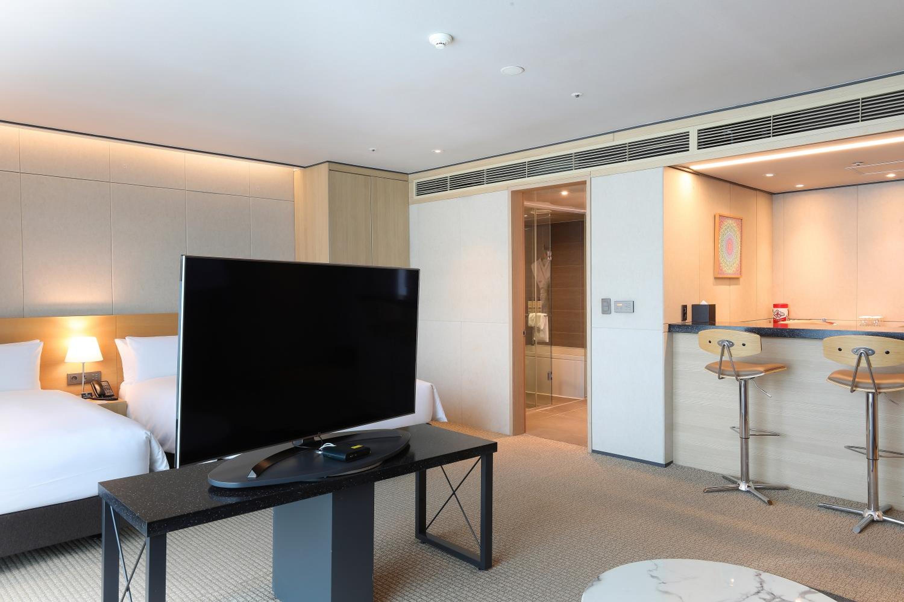 Premier Family Suite