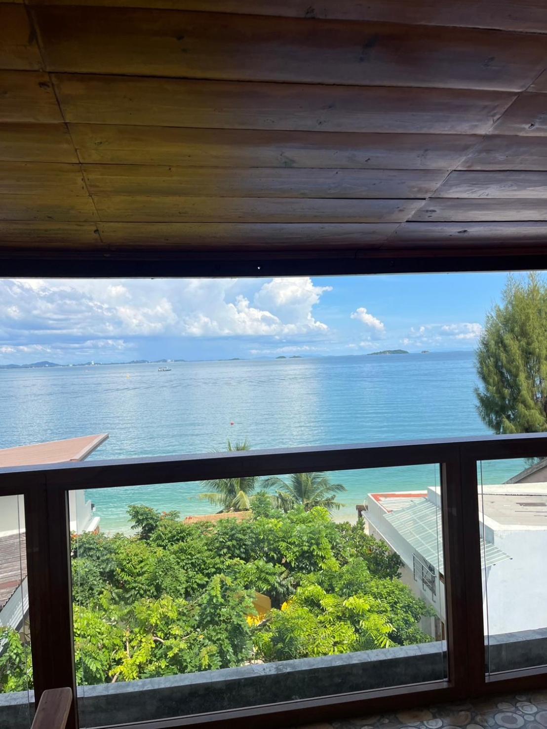 Triple Room with Sea View