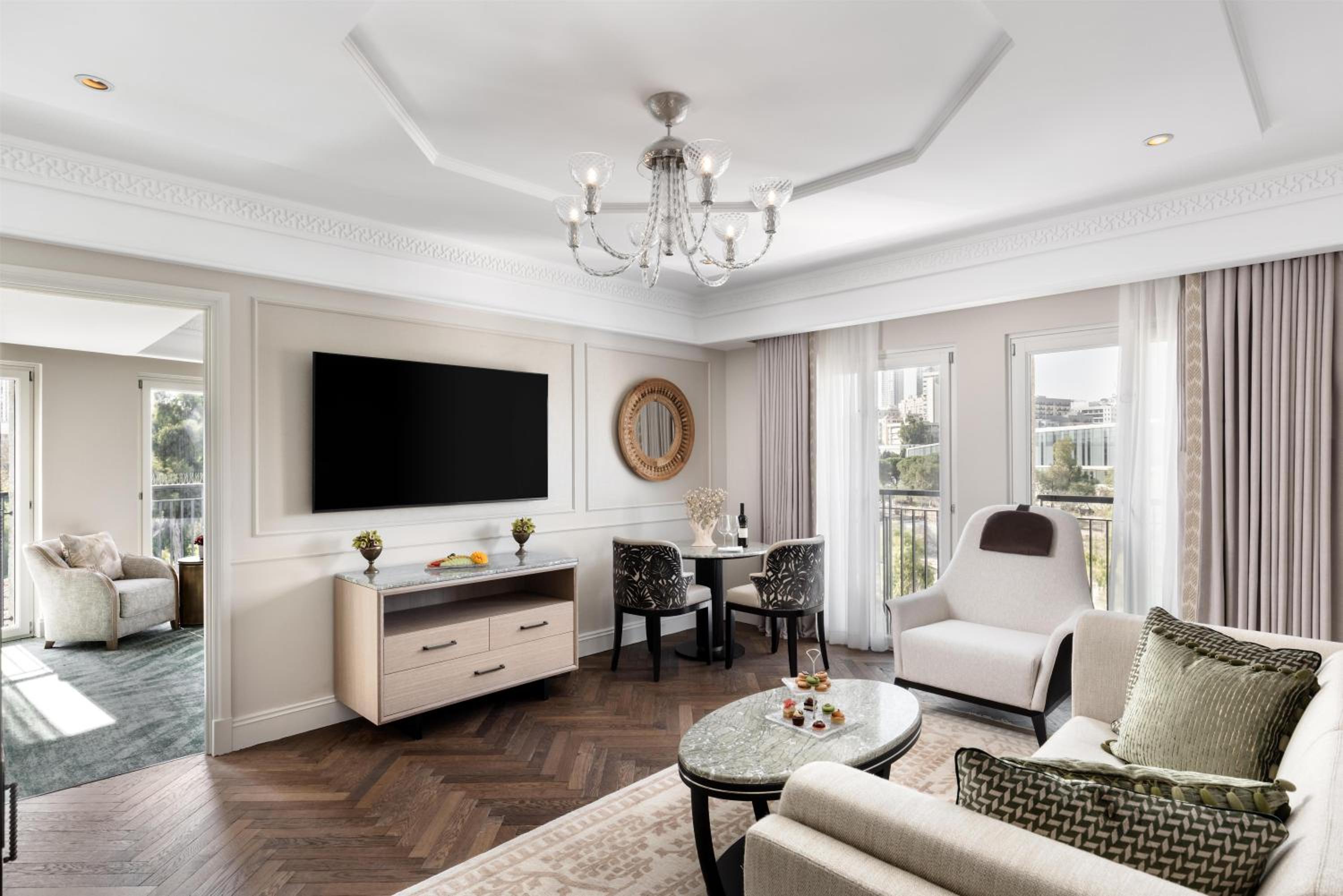 One-Bedroom Premier Suite