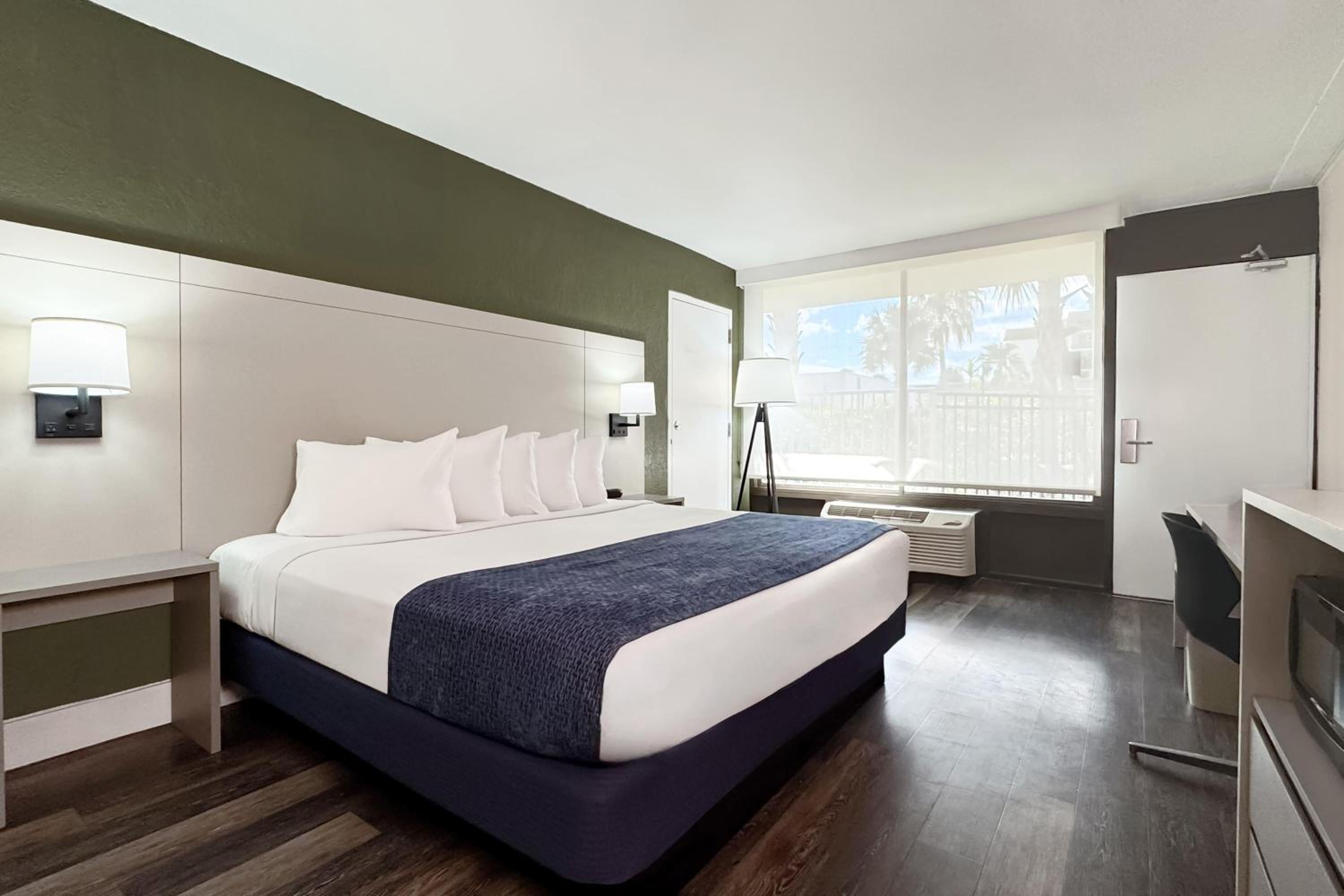 Garden King Room - Non-Smoking