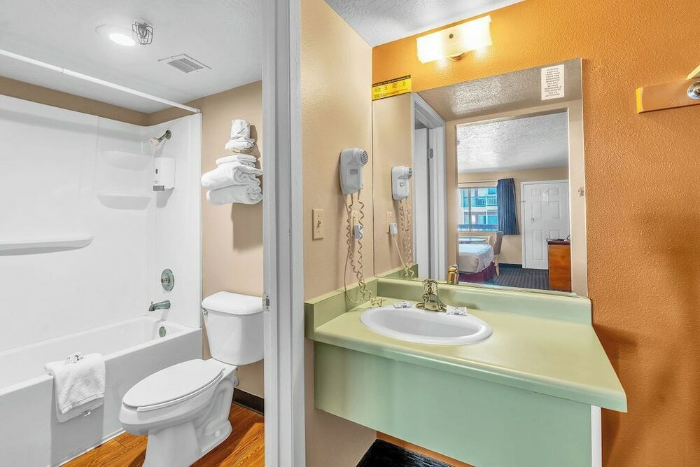 Superior Room, 1 King Bed