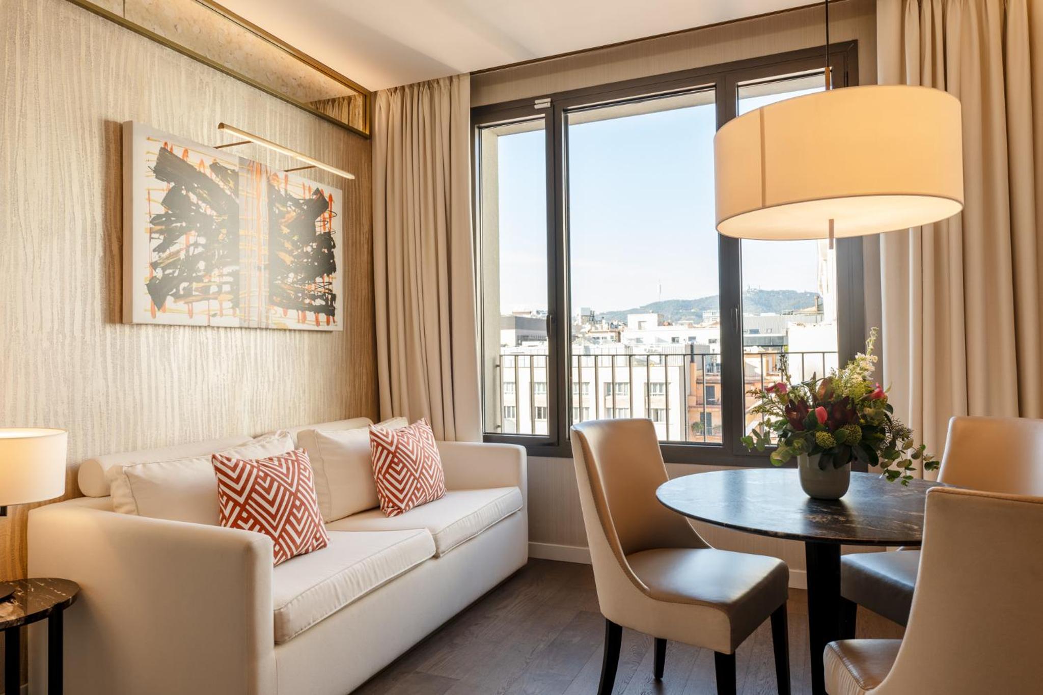 Grand Penthouse Suite