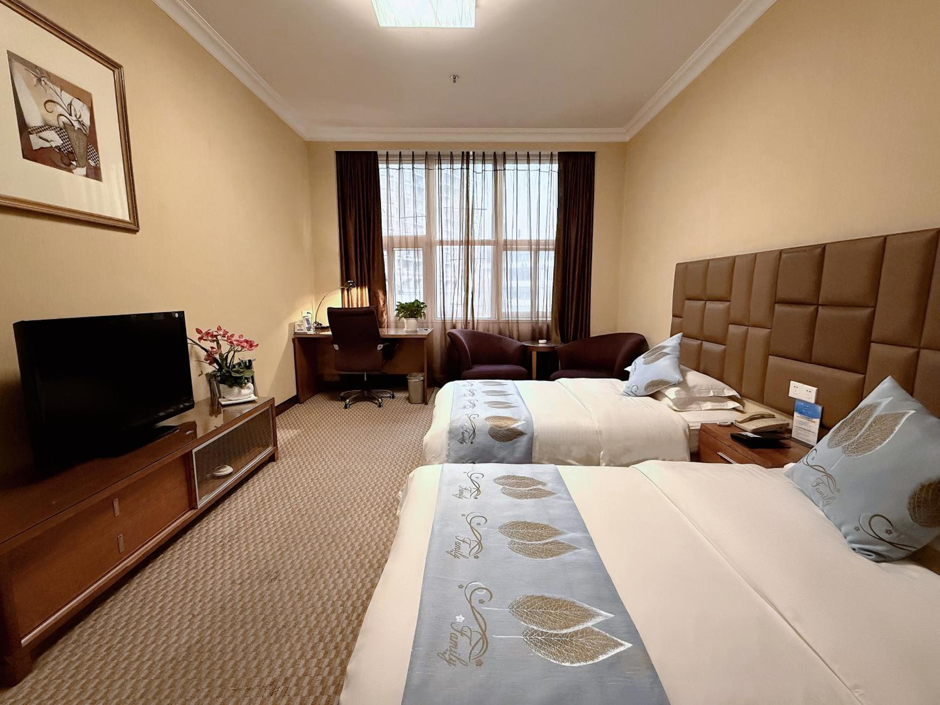 Deluxe Double or Twin Room