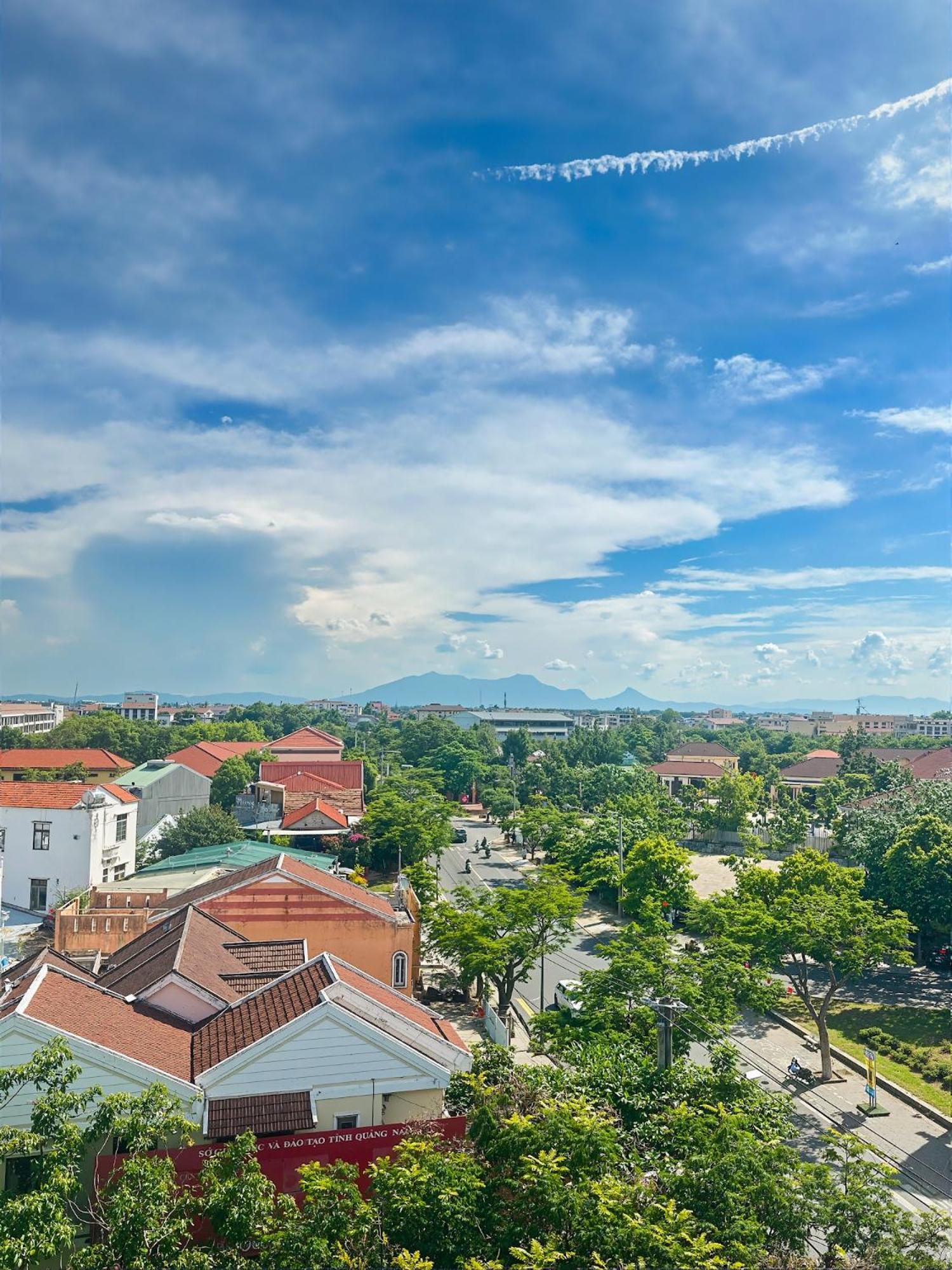 Golden Suite Panorama View & Balcony