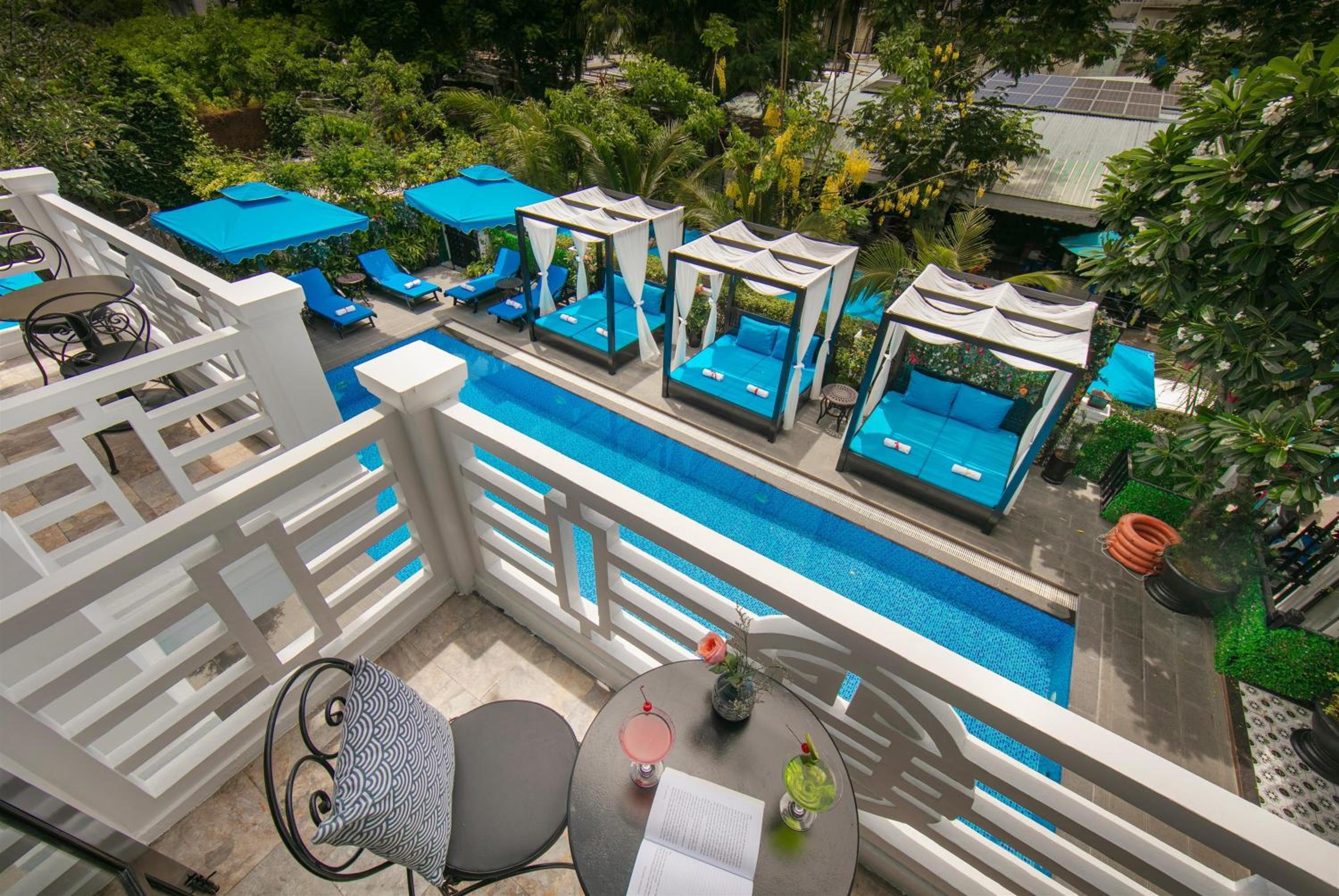 Golden Suite Panorama View & Balcony