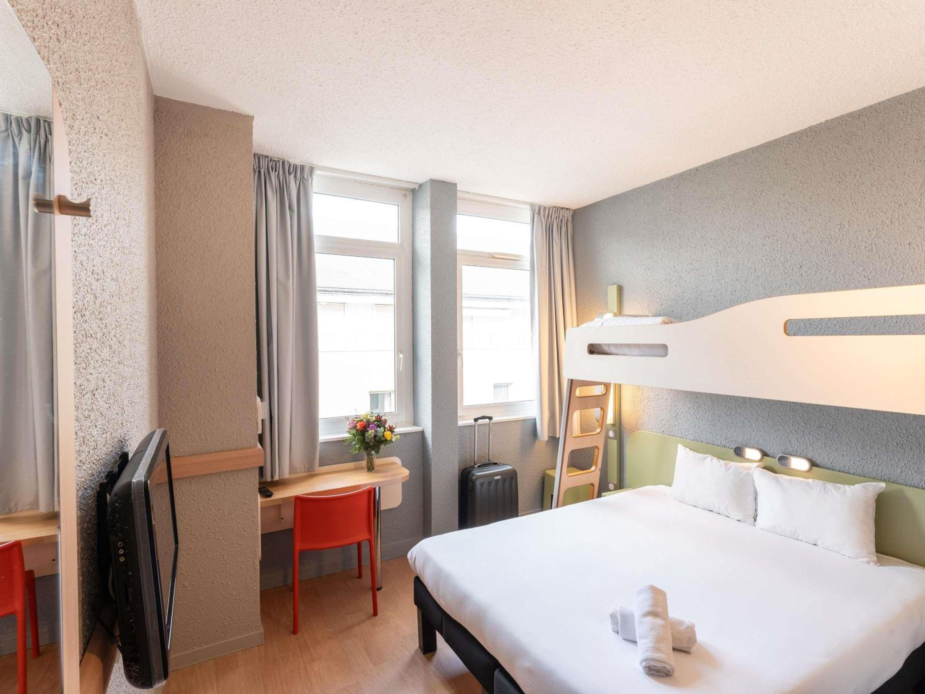 Standard Double Room with a Bunk Bed