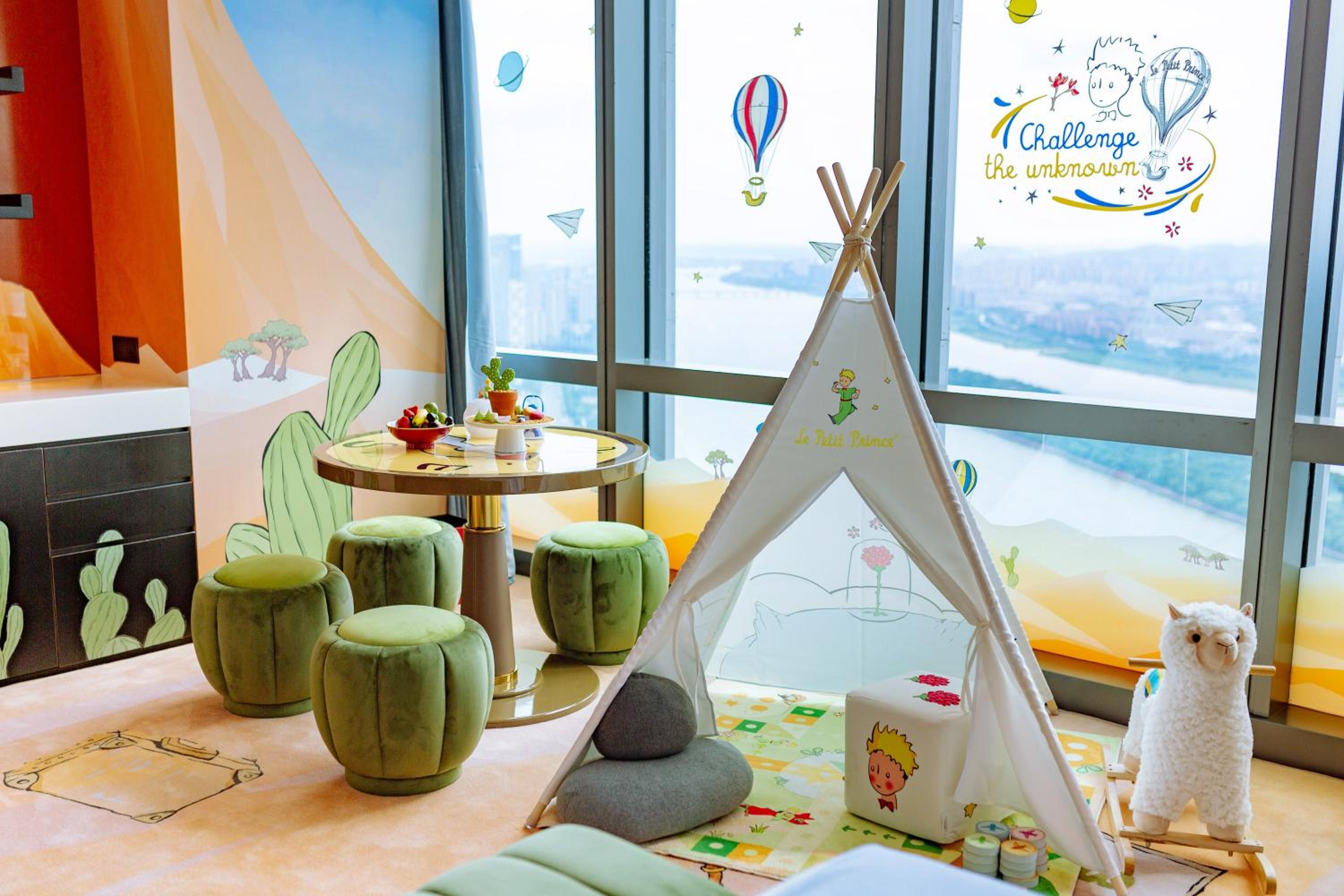 Deluxe Family King Room with River View - Lepetie Theme