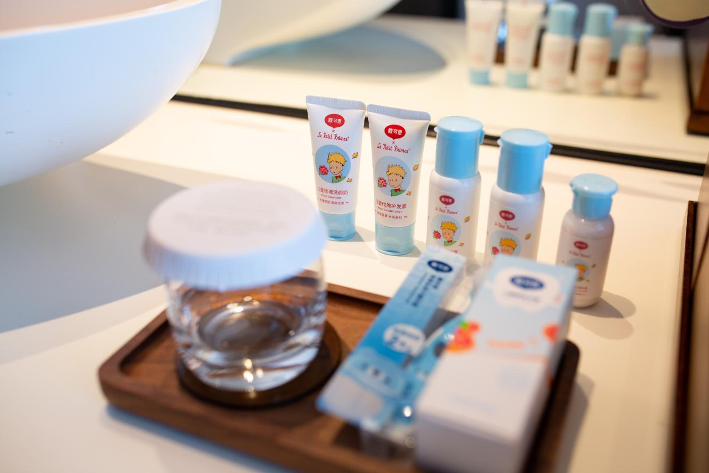 Deluxe Family King Room with River View - Lepetie Theme