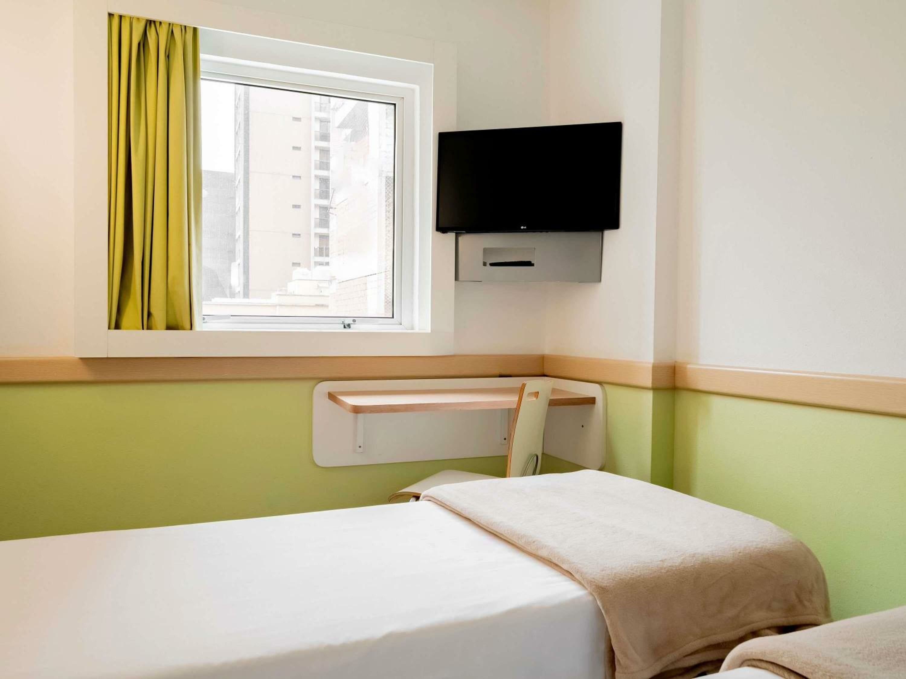 Standard Room - Non-Smoking