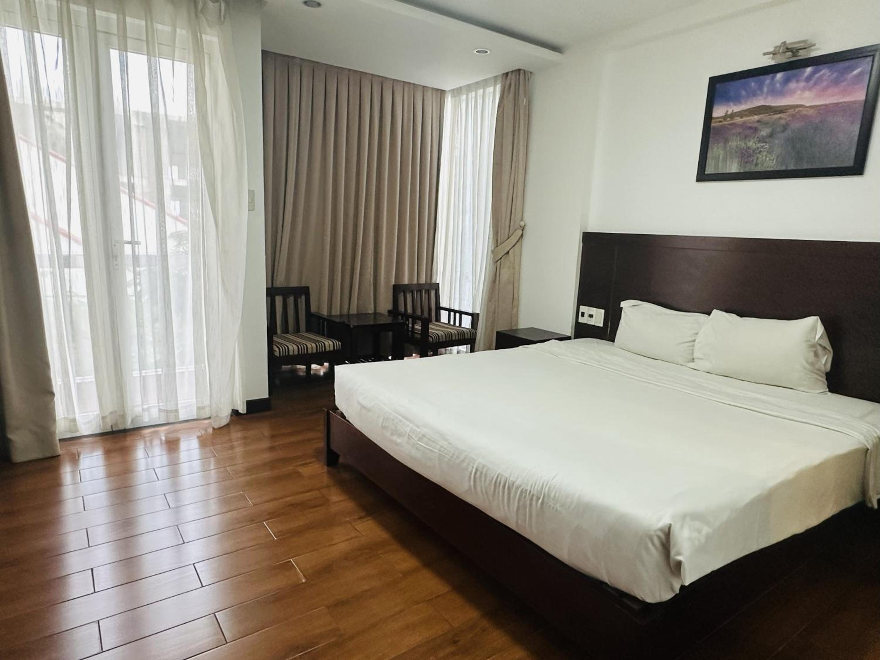 Double or Twin Room with City View