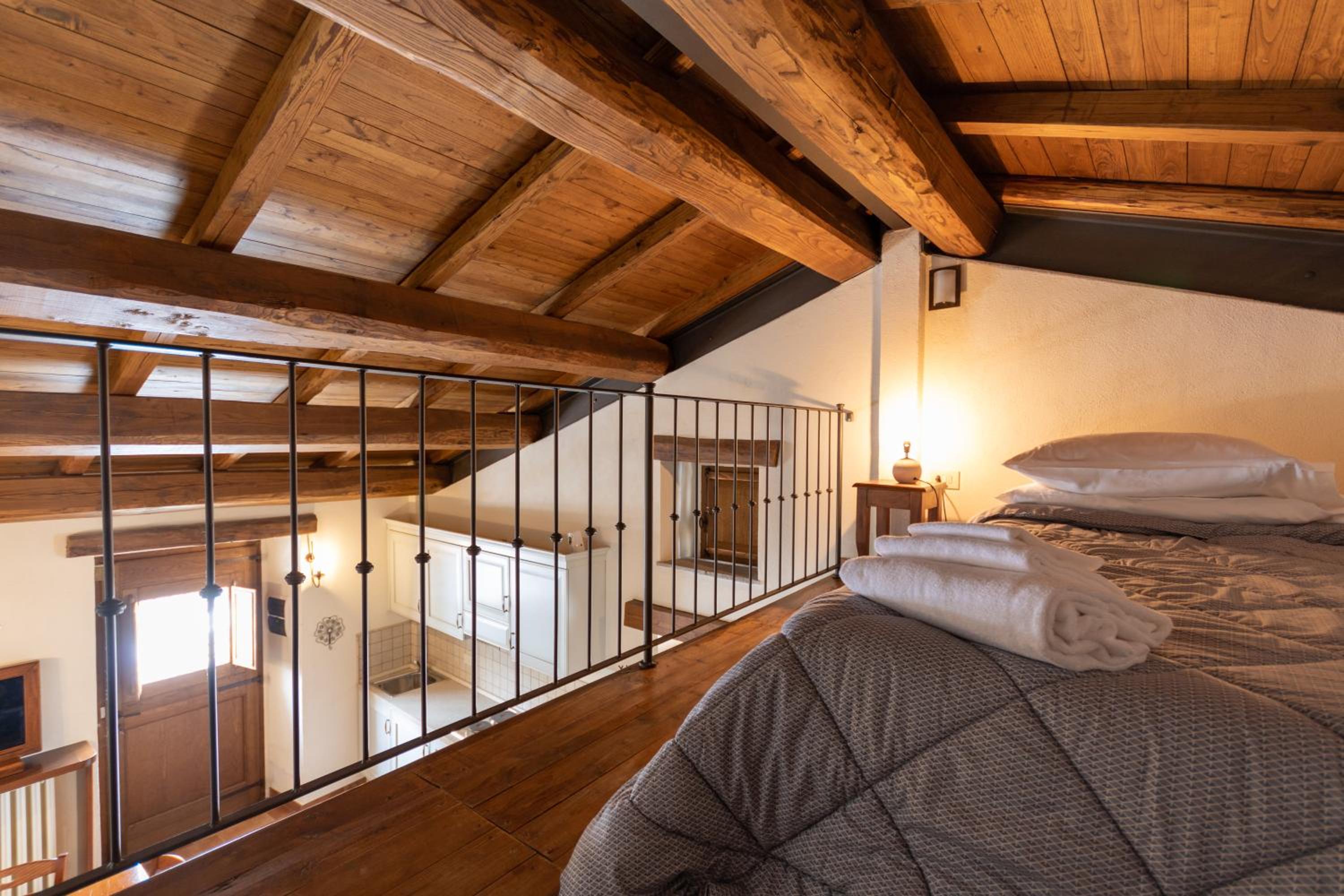 One-Bedroom Standard Apartment