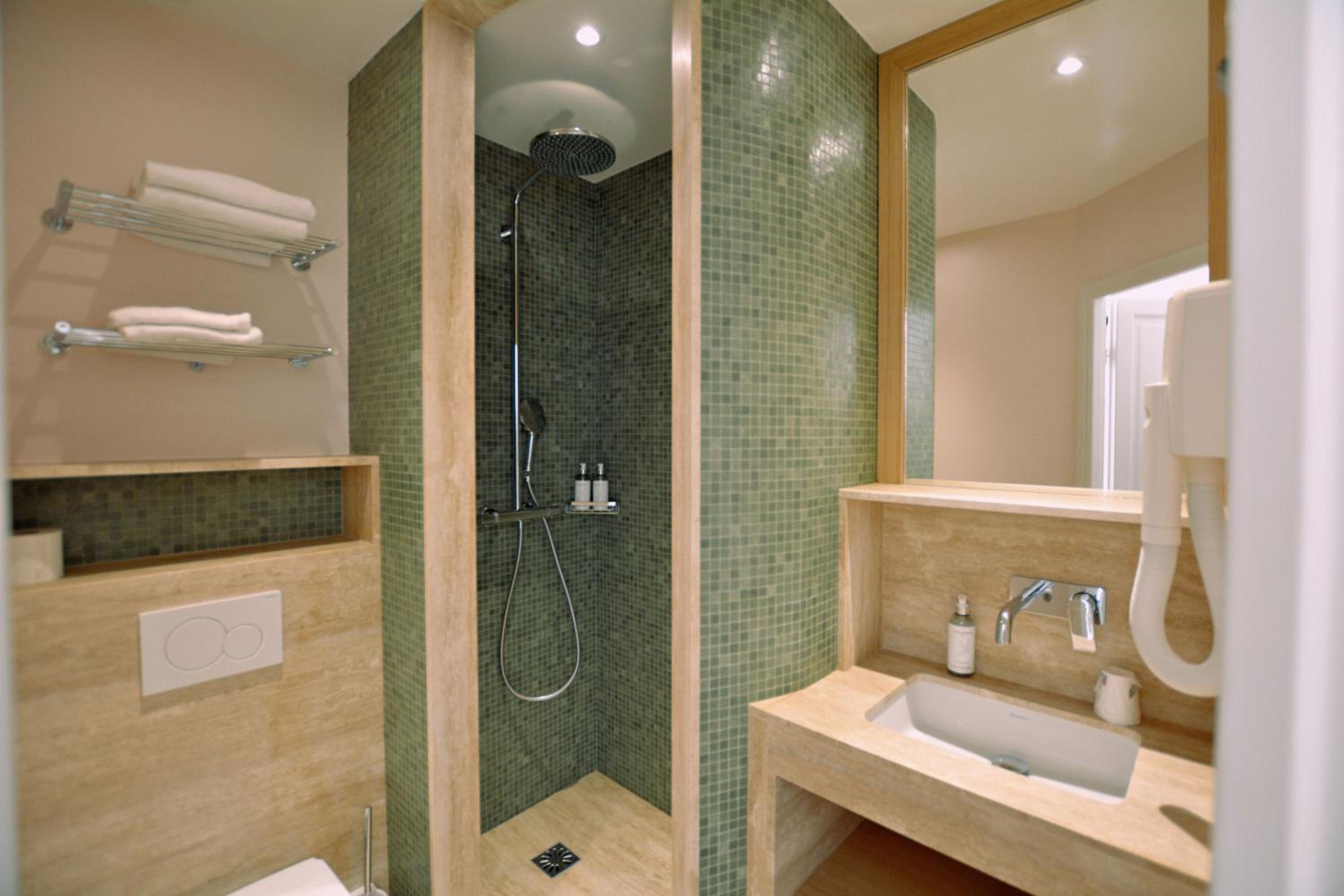 Single Room - Superior