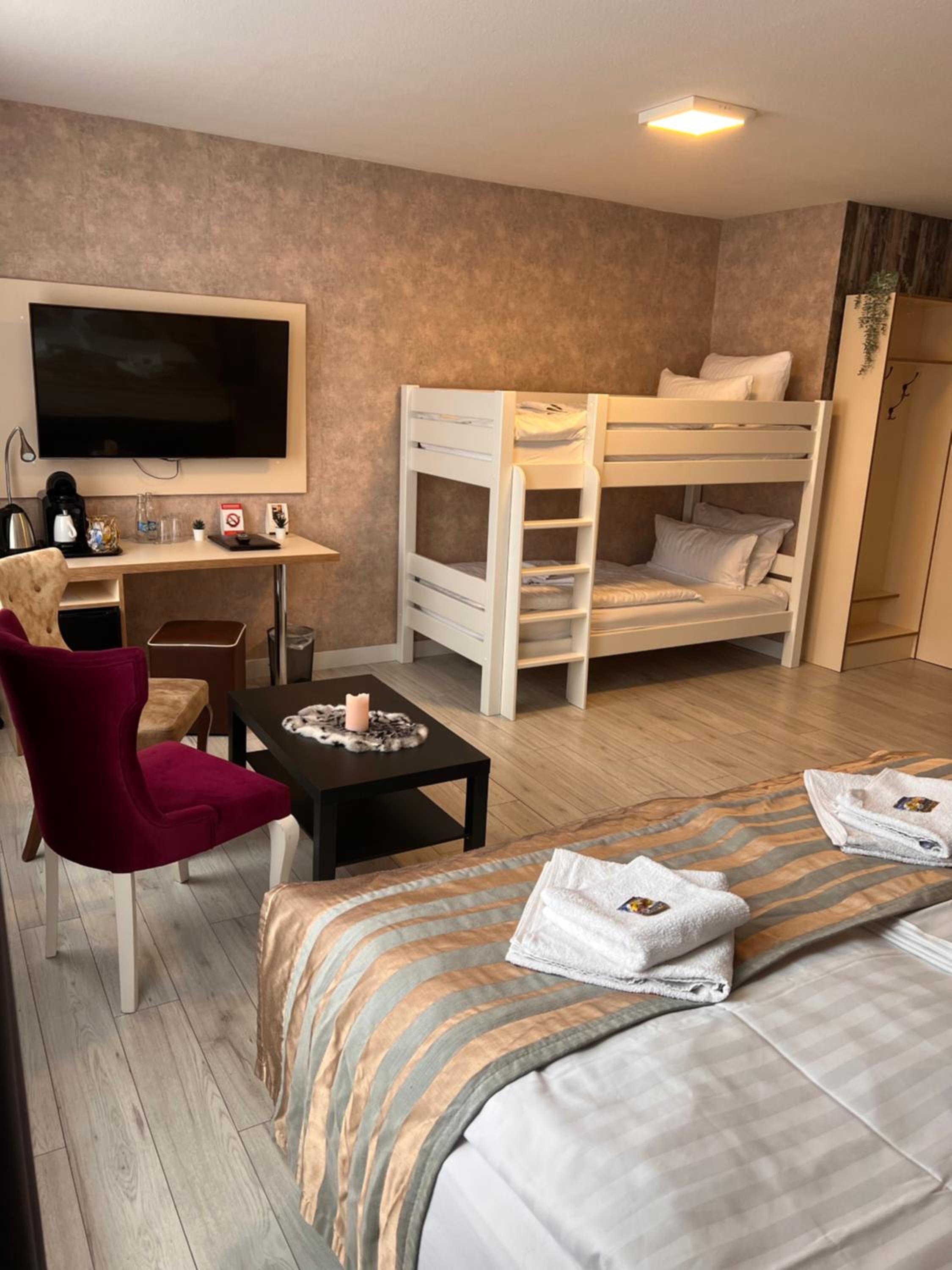 Standard Family Room