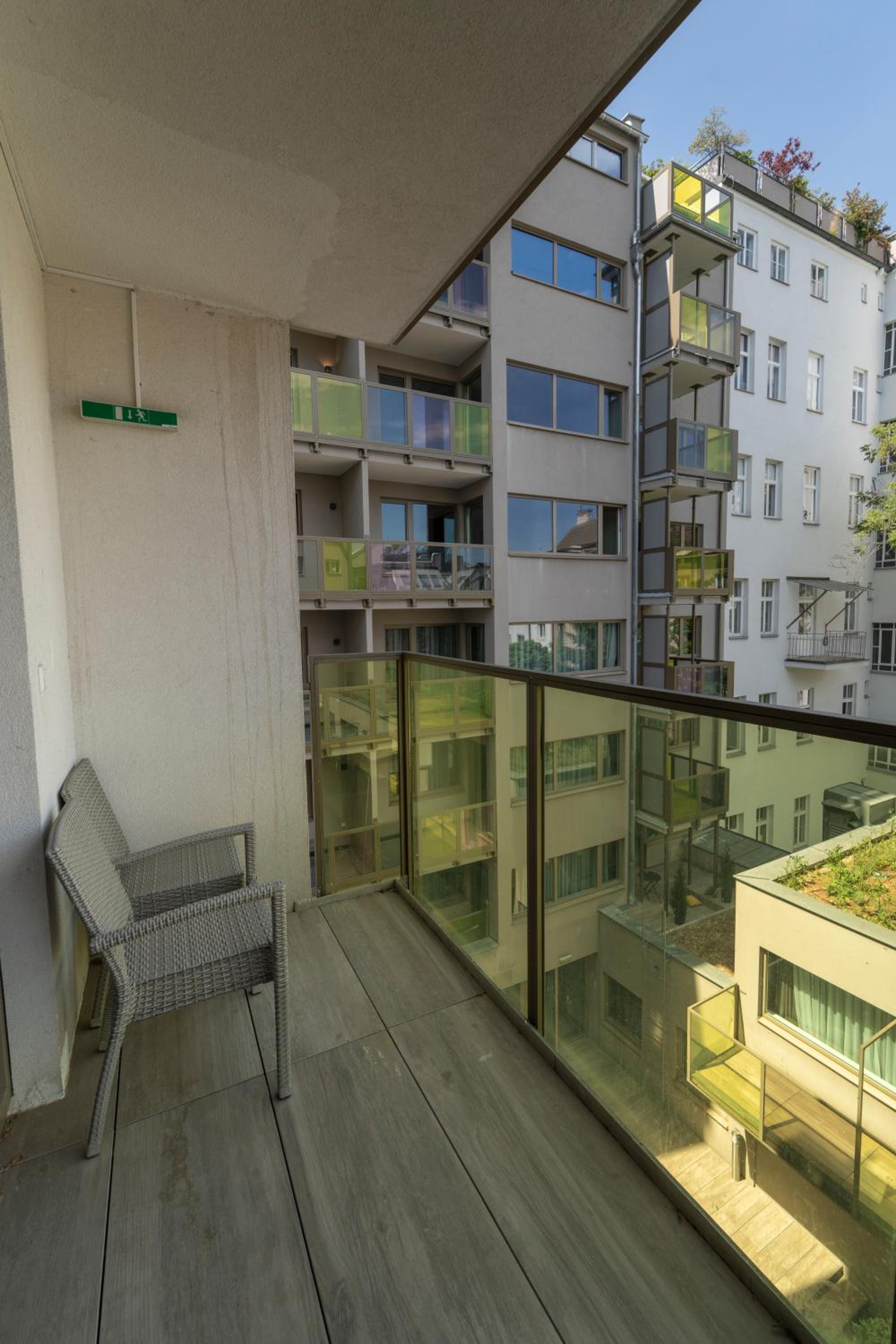 One-Bedroom Apartment with Balcony