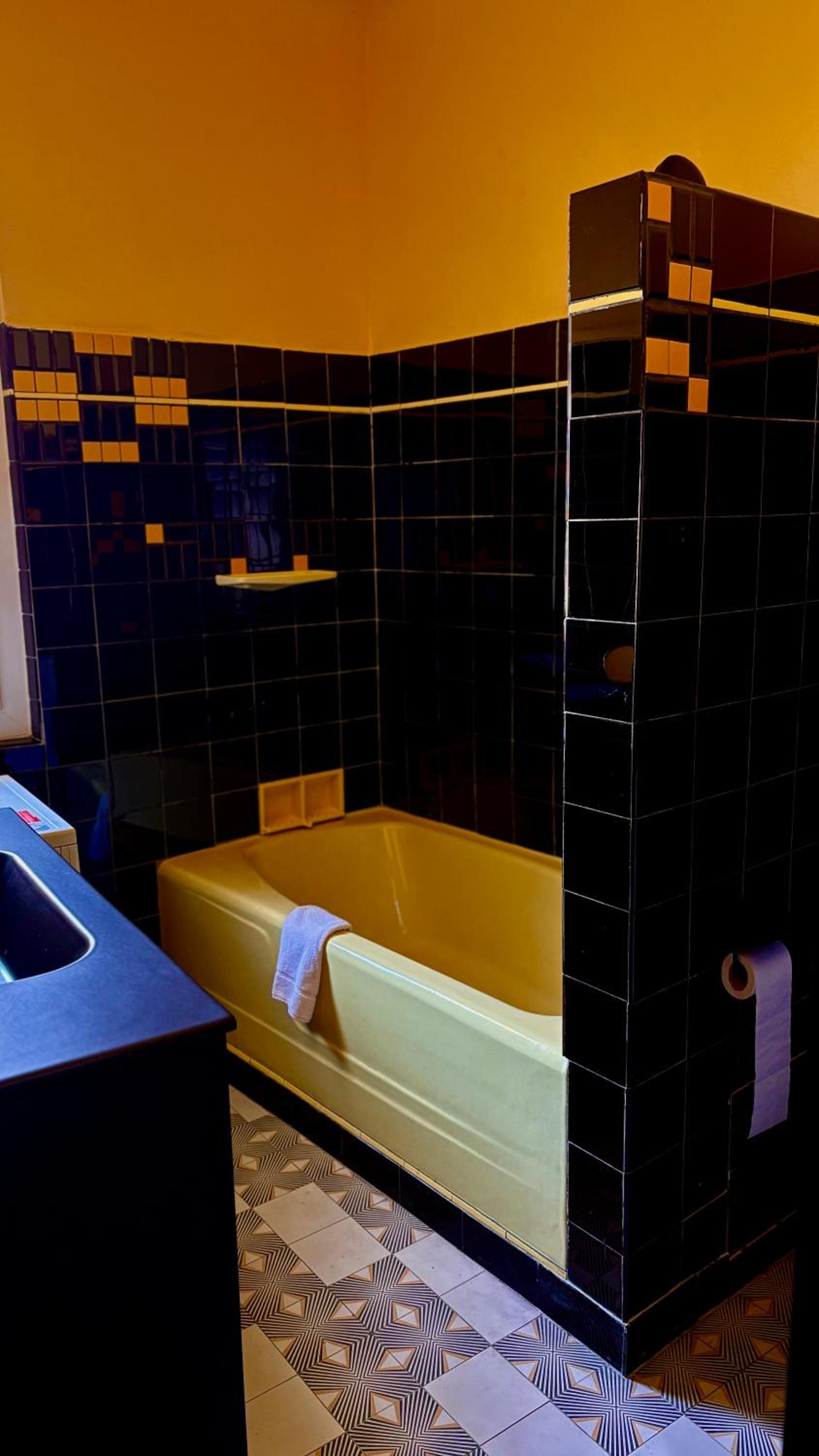 Apartment with City View